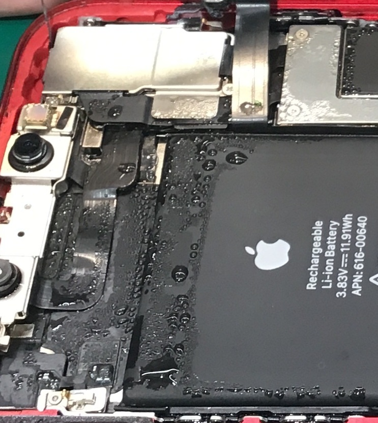 ケーブルの角度を変えないと充電できない？それ、故障の前兆です！