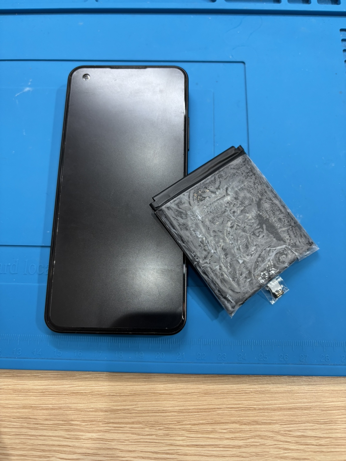 ASUS Zenfone9 のバッテリー交換をさせて頂きました！【スマホ修理工房 池袋P'パルコ本店】