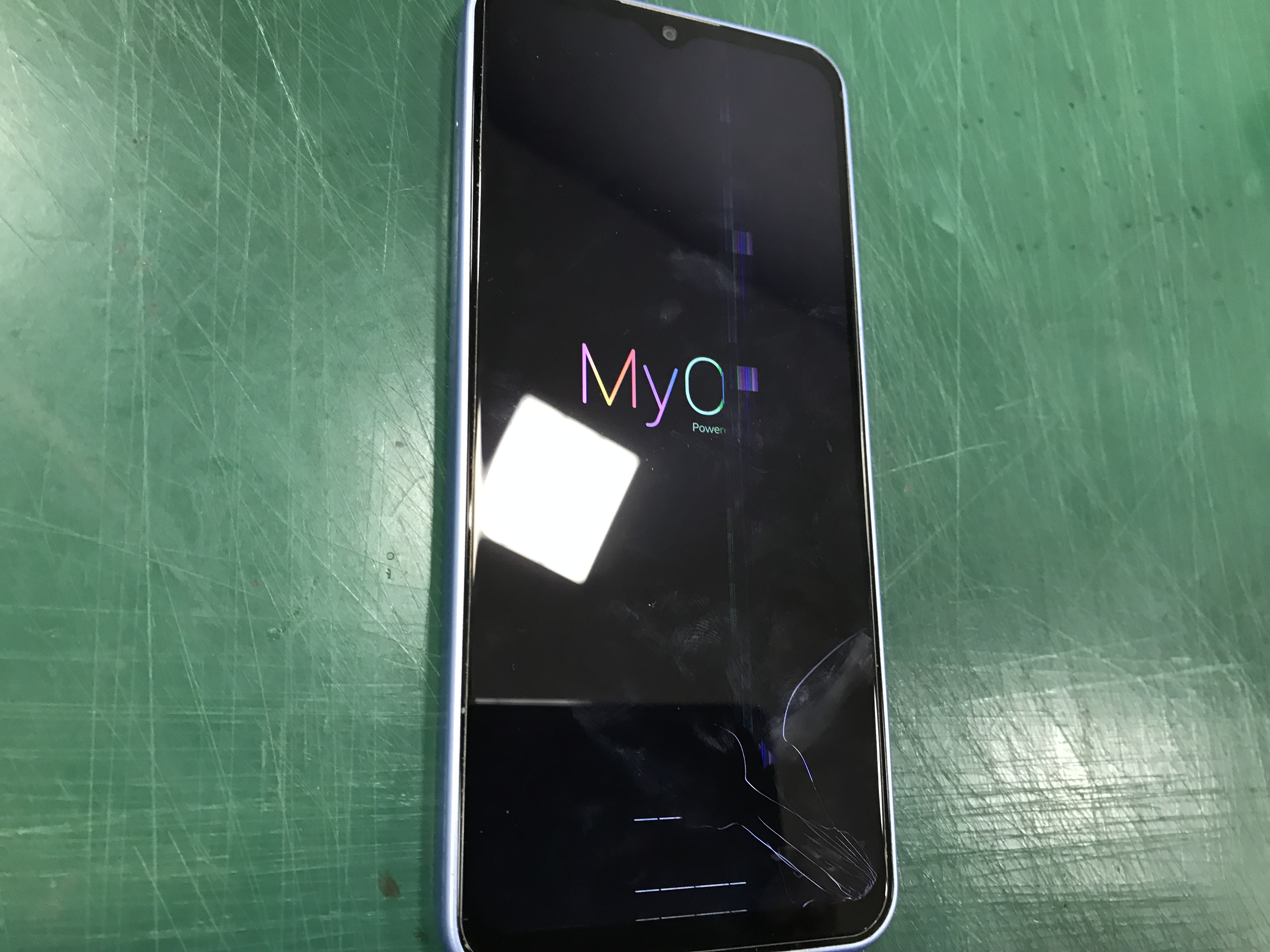 Libero5GⅣ の画面修理もスマホ修理工房イオン大井店にお任せください！　【ふじみ野市、所沢市、川越市】