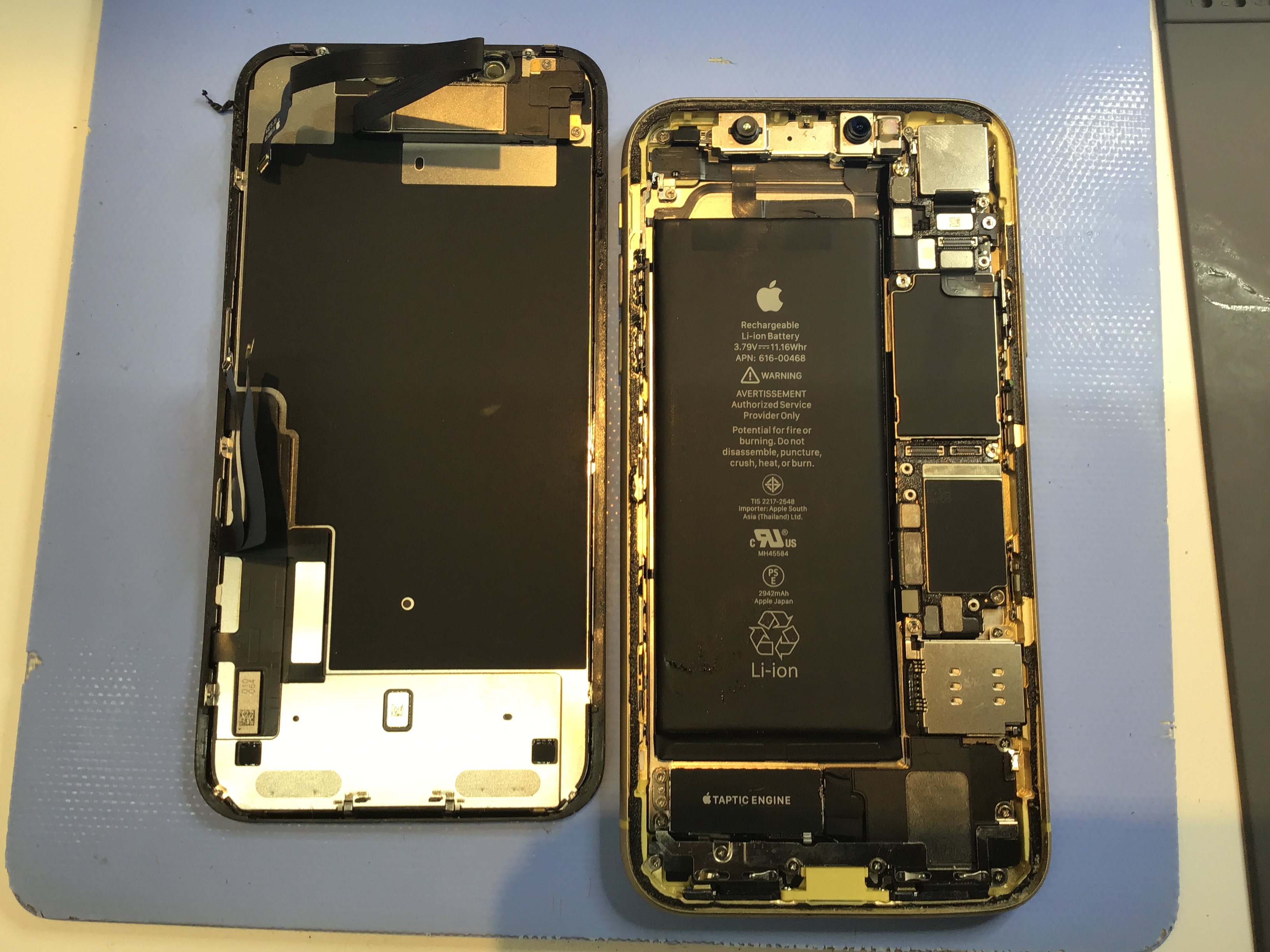 iPhoneXRのバッテリー交換は、データそのまま・即日修理のスマホ修理工房京王聖蹟桜ヶ丘ショッピングセンターB館店へ！