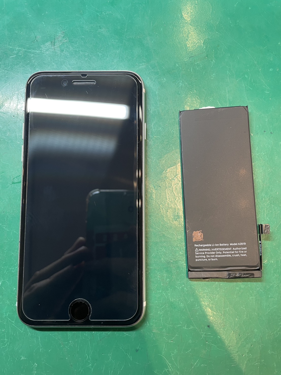 iPhoneSE3　バッテリー交換を行いました！【スマホ修理工房ミーツ国分寺店】