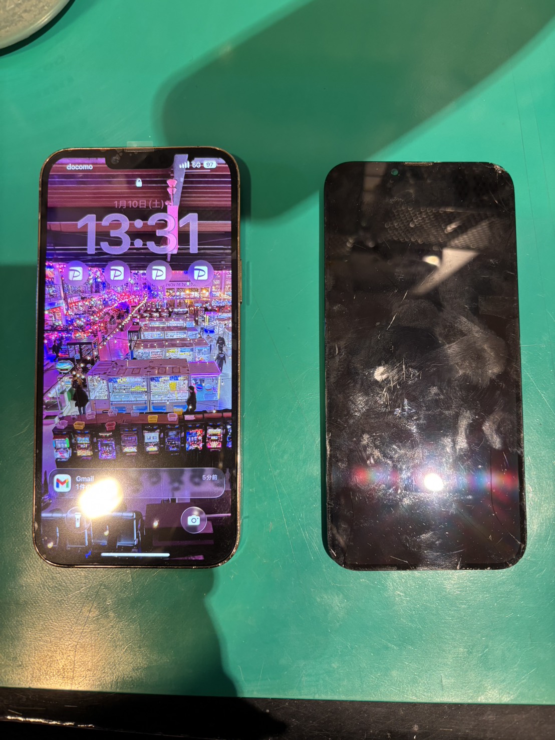 iPhone 13ProMaxの画面が水没で映らなくなってしまった。画面交換＆水没洗浄で改善！【スマホ修理工房 調布パルコ店】