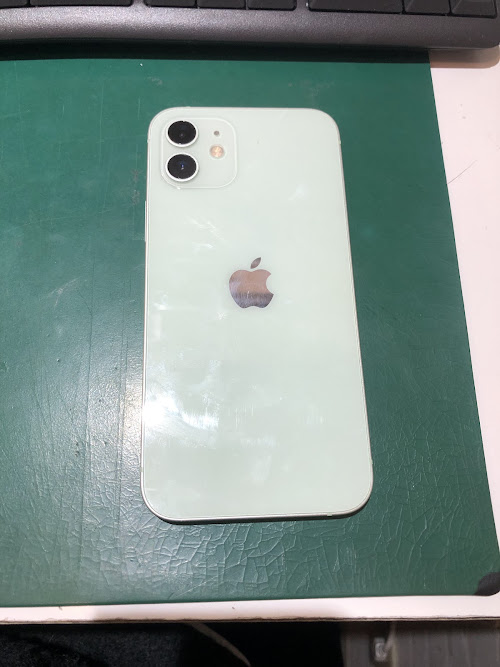 iPhone12ならデータそのまま修理可能なスマホ修理工房港北TOKYU S.C.店へ！