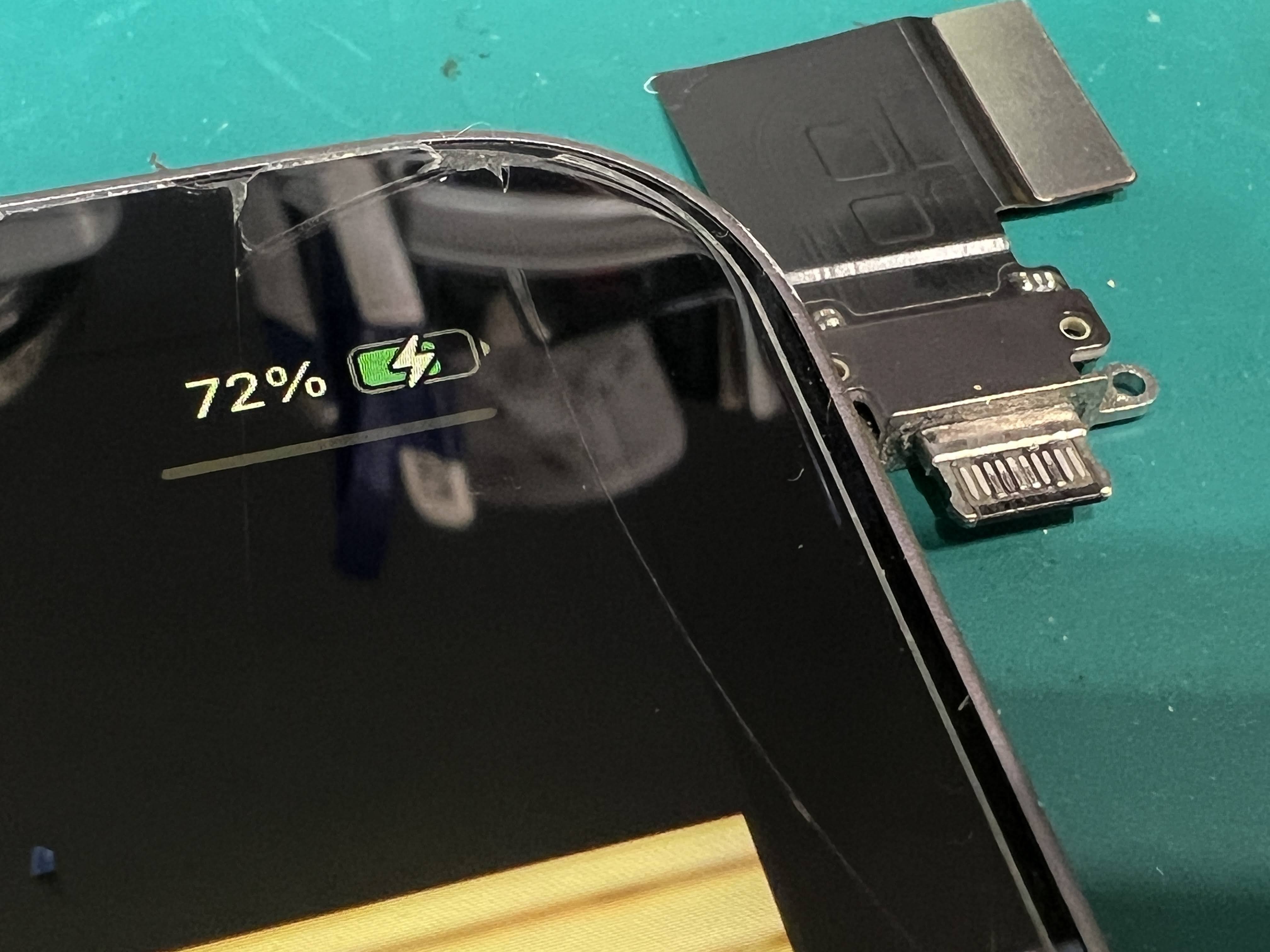 iPad Pro 11インチ（2020）充電が途中で止まる