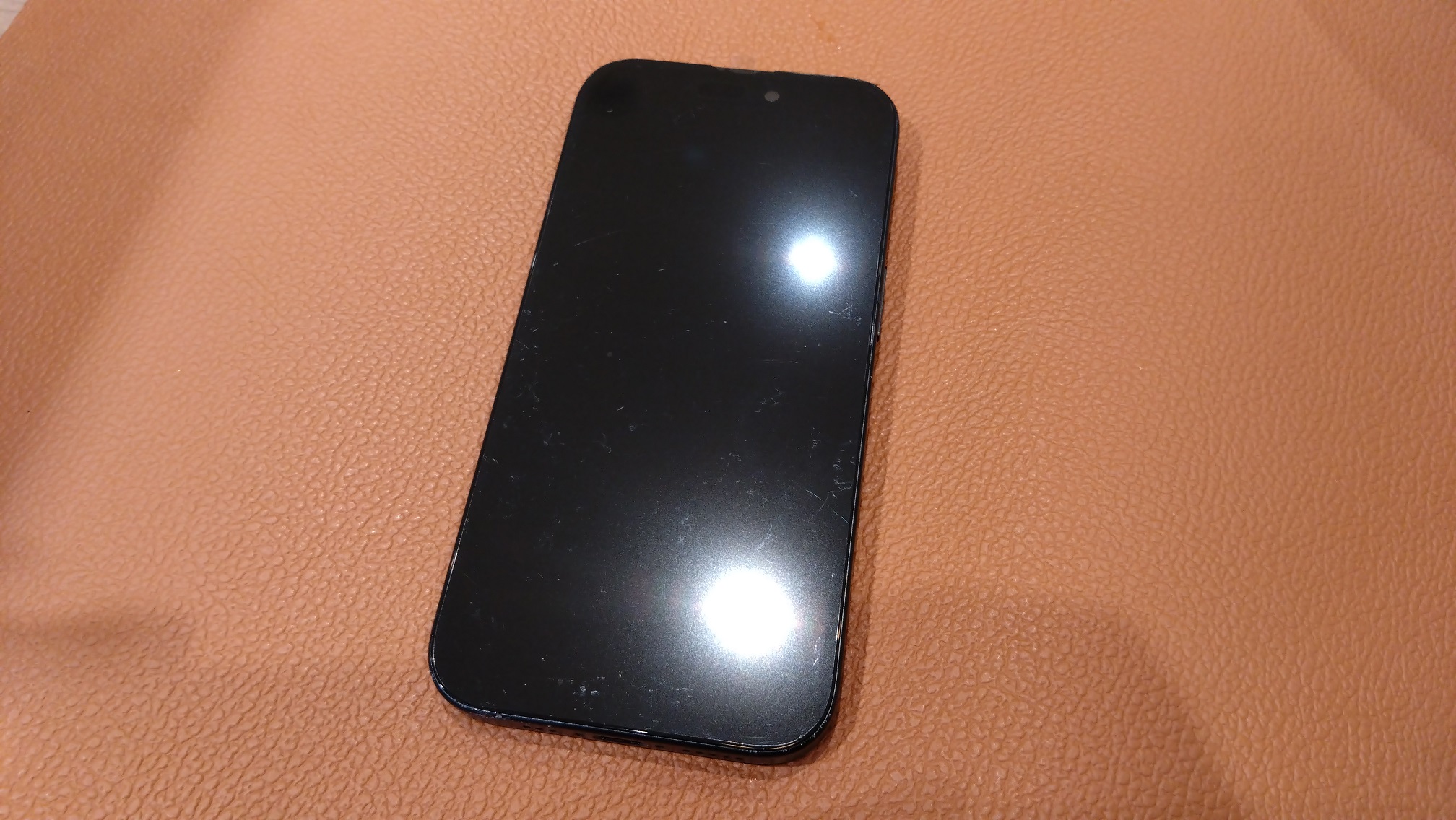 タッチが効かなくなってしまったiPhone16（アイフォン）画面交換修理を承りました！