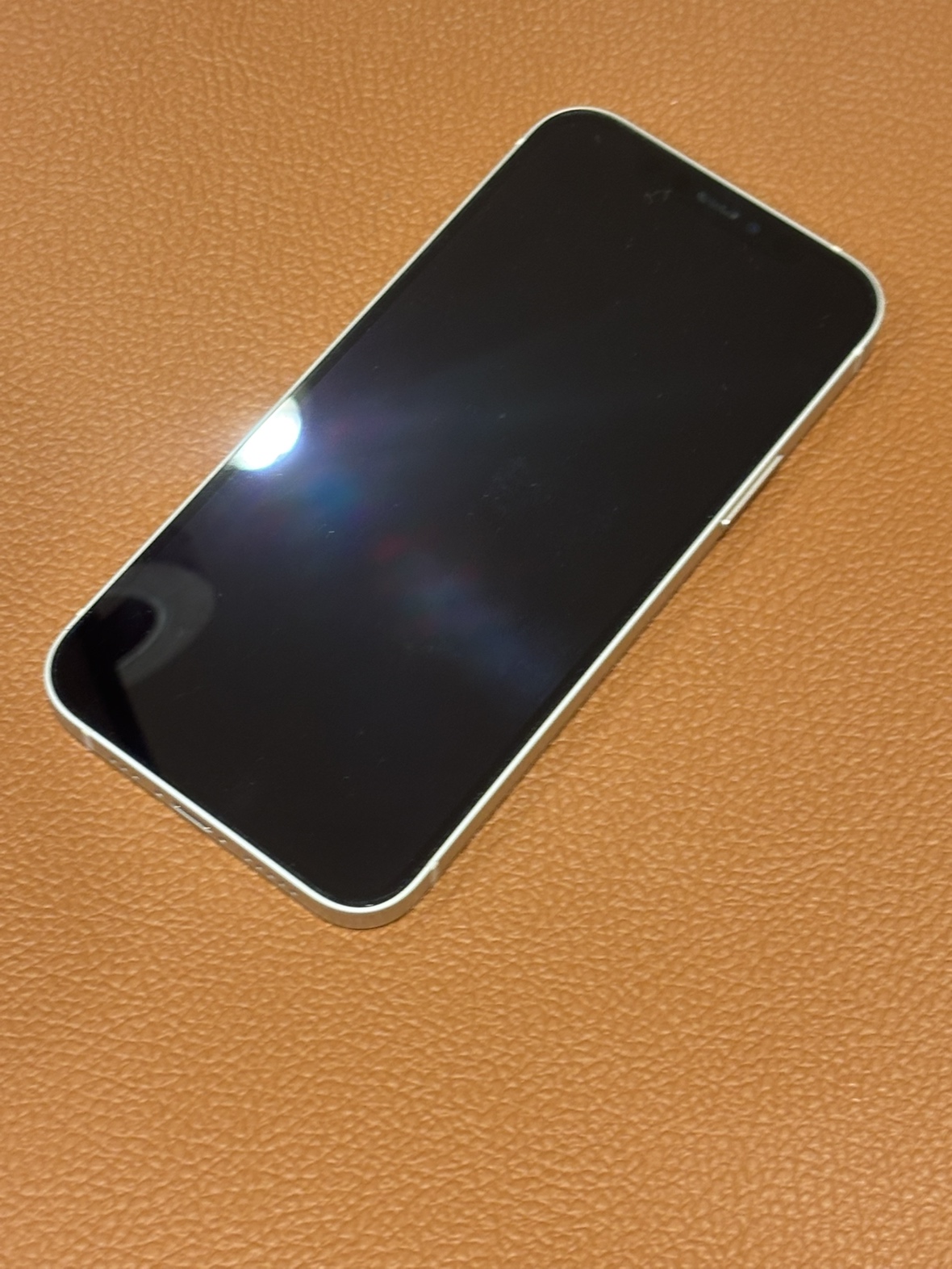 液晶が映らなかくなったiPhone12（アイフォン）画面交換承りました