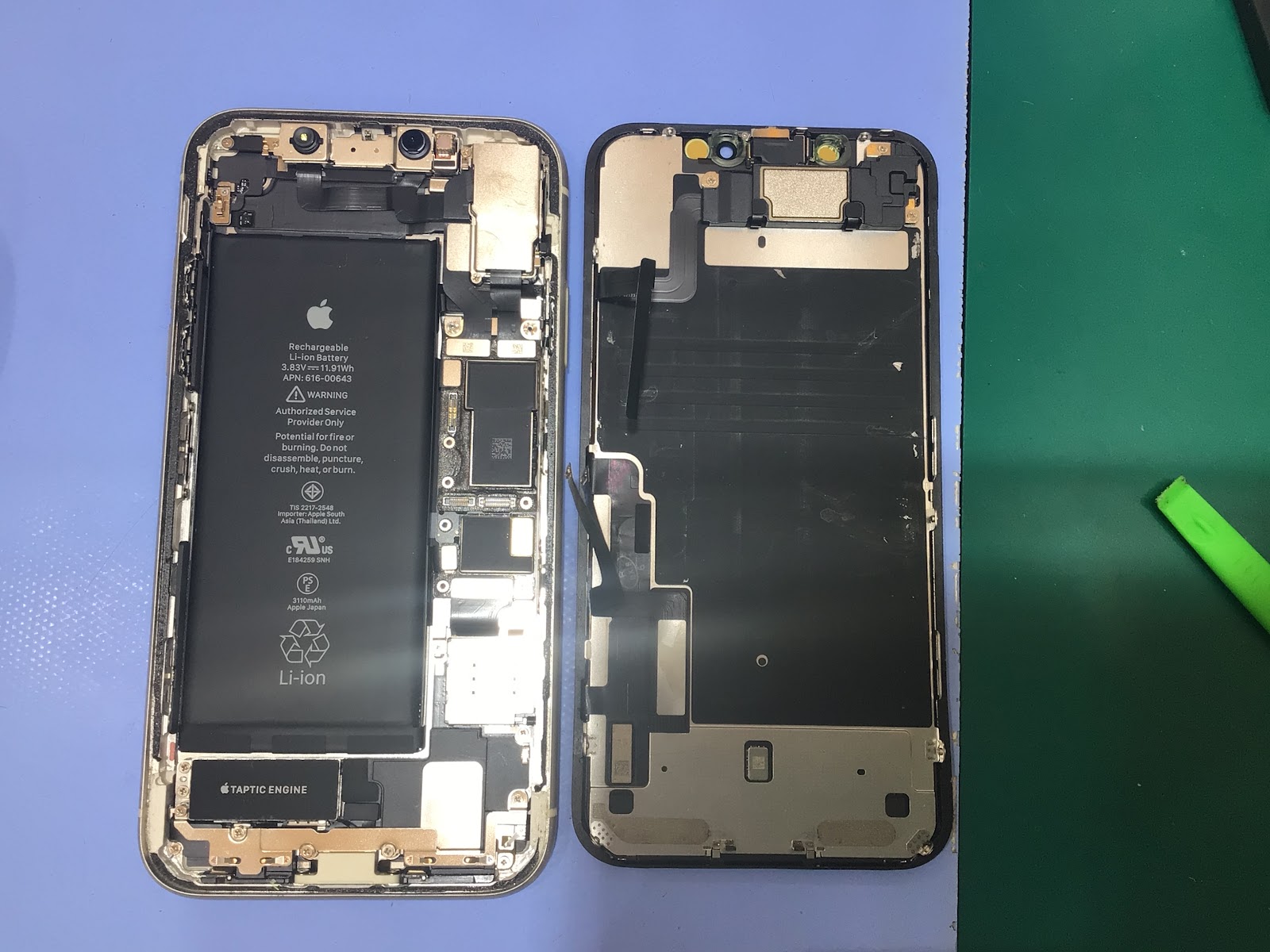 iPhone11のバッテリー交換は、データそのまま・即日修理のスマホ修理工房町田モディ店へ！