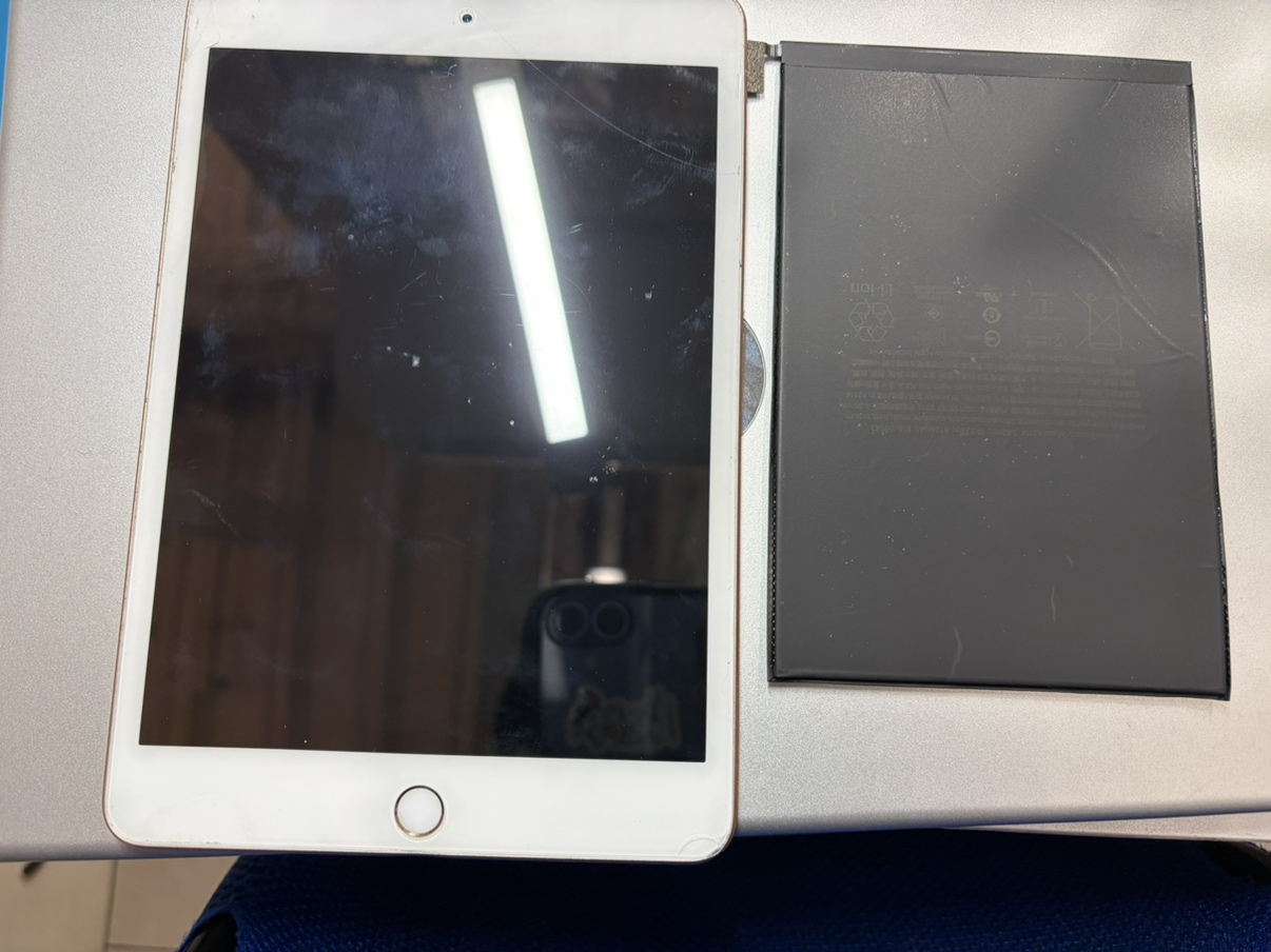 iPadmini5（アイパッドミニ5）のバッテリー交換なら【スマホ修理工房池袋P‘パルコ店】へ！