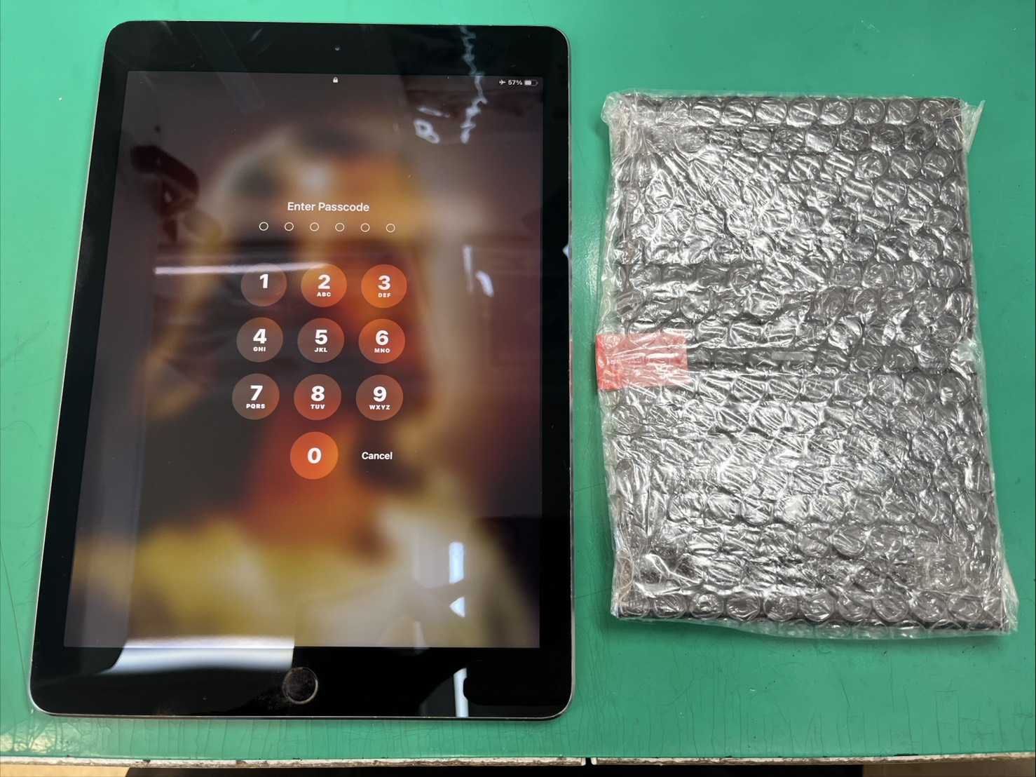 iPad Proシリーズも対応可能です！iPad Pro 9.7(アイパッド)バッテリー交換【スマホ修理工房大井町店】