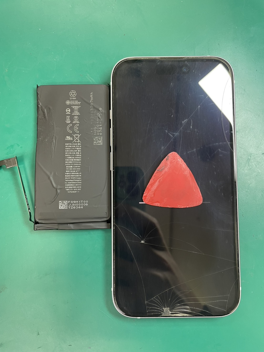 iPhone15バッテリー交換を行いました。【スマホ修理工房三鷹店】