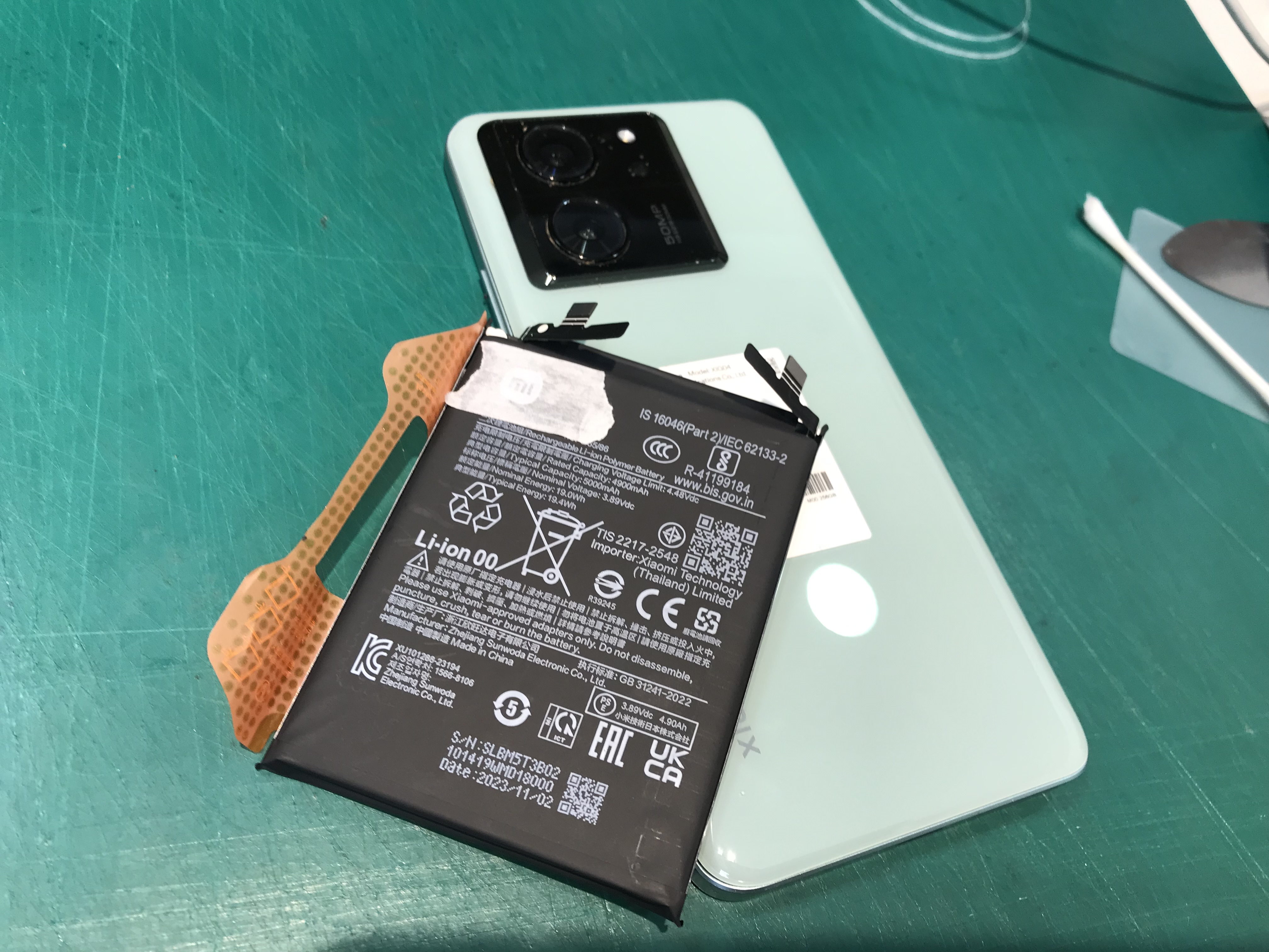 ふじみ野市、川越市、所沢市でXiaomi13Tのバッテリー交換なら、スマホ修理工房イオン大井店にお任せください！