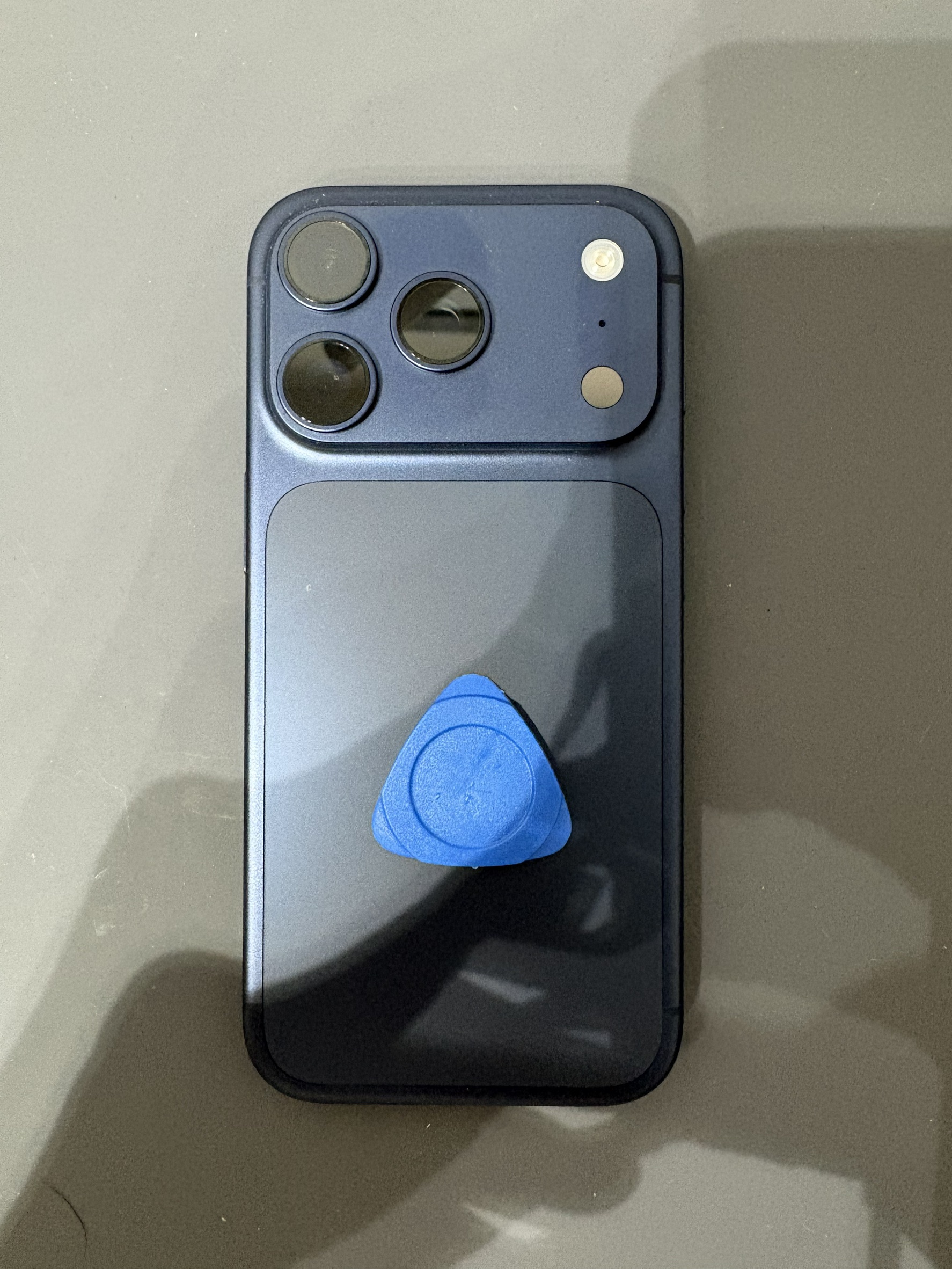 お風呂に落としてしまったiPhone17Proの水没洗浄修理！【スマホ修理工房大和店】