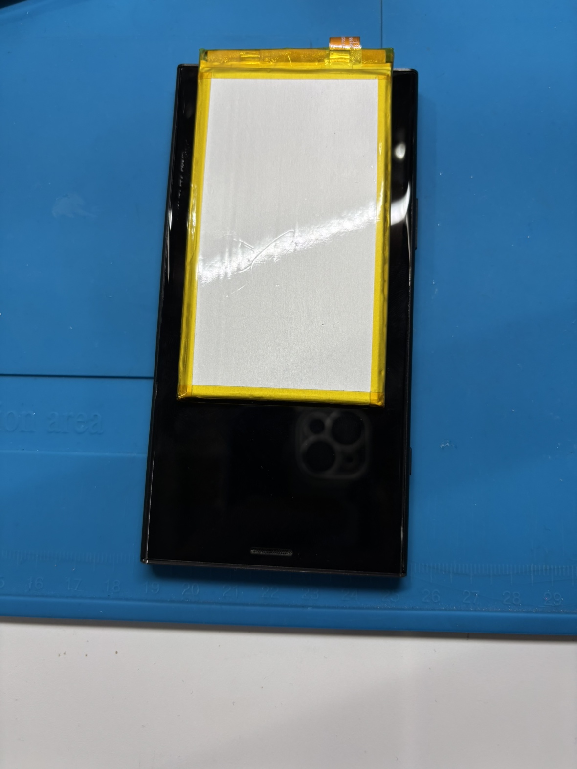 SONY Xperia XZ1 Compact（エクスペリア）のバッテリー交換修理は、「スマホ修理工房　池袋P'パルコ本店」に！