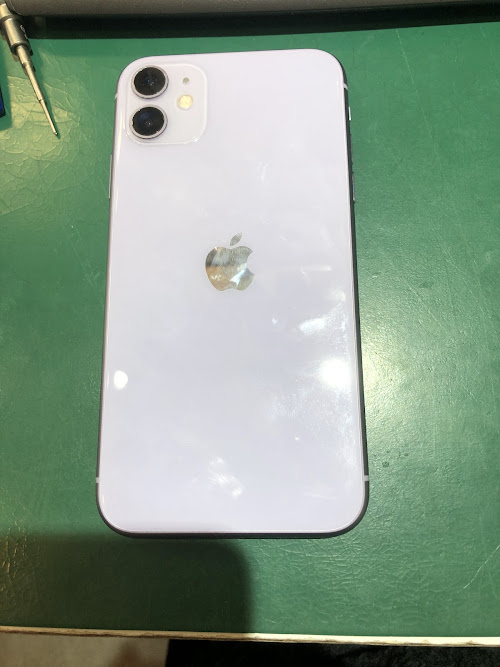 iPhone12のバッテリー交換は、データそのまま・即日修理のスマホ修理工房　港北店へ！