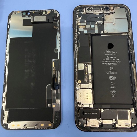 iPhone12Pro パネル交換