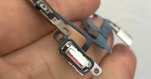 iPhoneの音量ボタン修理ならスマホ修理工房富山グリーンモール山室店にお任せください☆