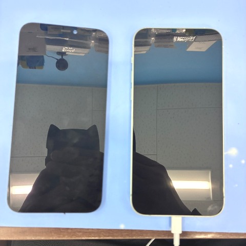 iPhone12　パネル交換