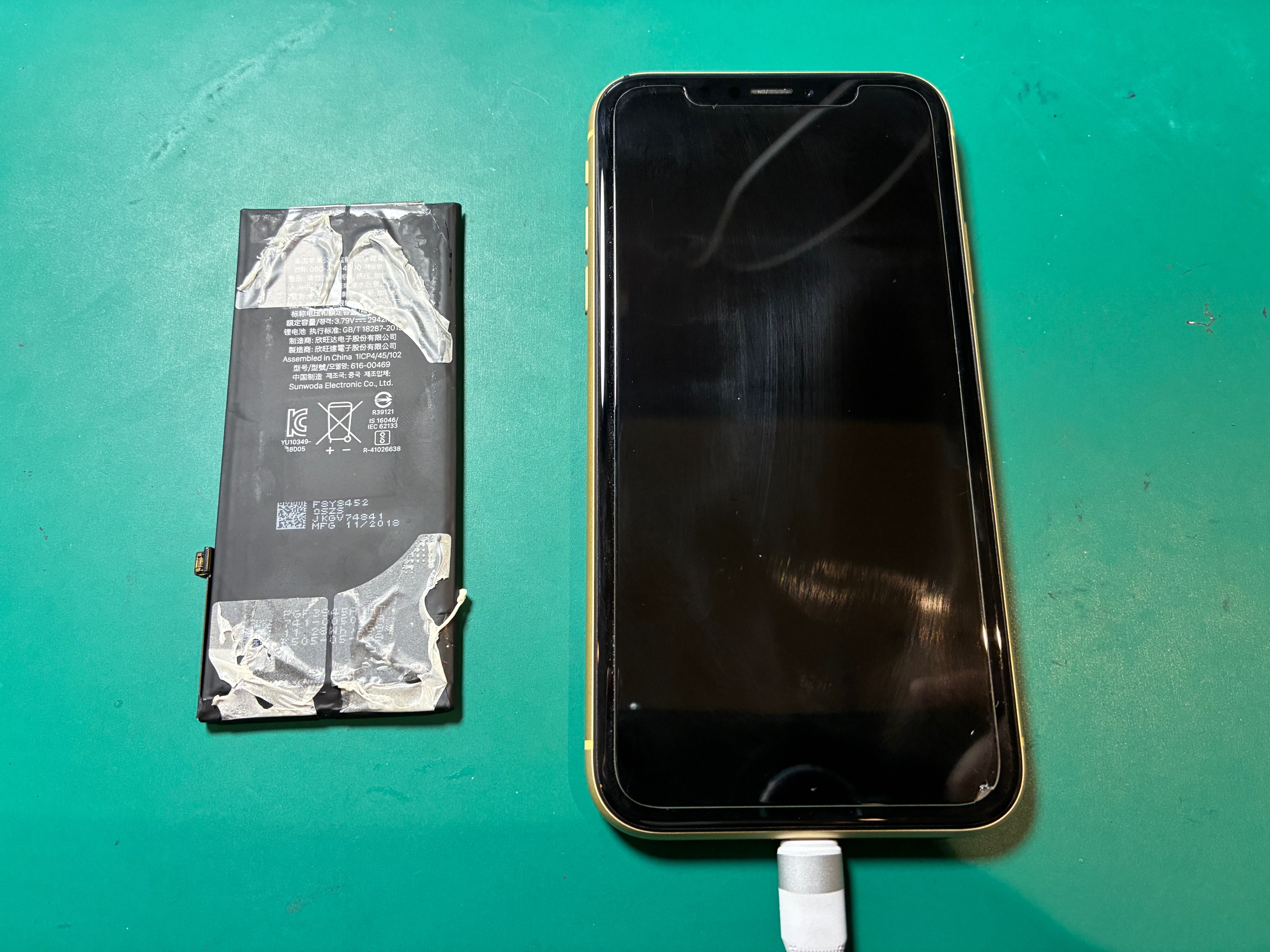 神戸市からお越しのお客様よりiPhoneXRのバッテリー交換をご依頼いただきました！