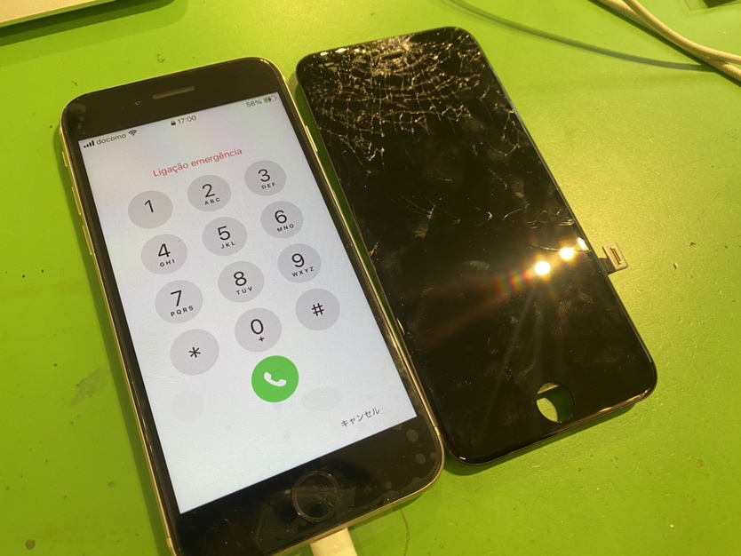 iPhone SE (第3世代) の画面割れ！即日改善いたします！