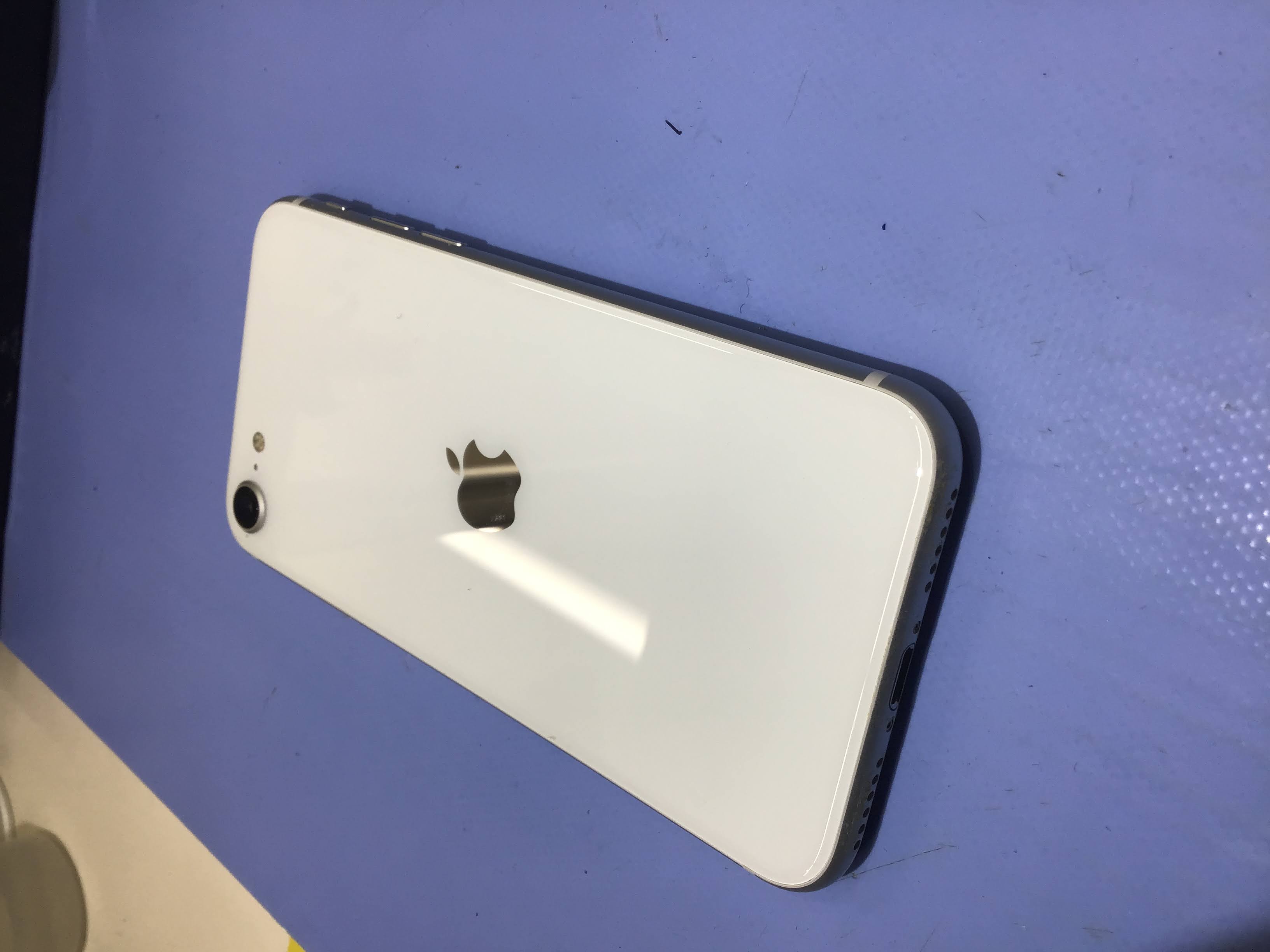 スマホ修理工房橋本駅店/iPhoneSE2の修理を承りました