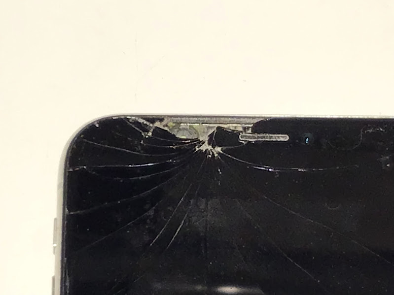 【iPhone画面修理】バキバキ・液晶漏れでも即日復活！放置すると「データ消去」の危機も！？