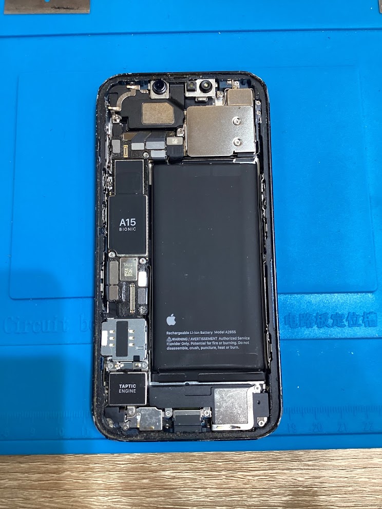 iPhone13のバッテリー交換ならデータをそのまま・最短即日修理のスマホ修理工房港北TOKYU S.C.店へ！