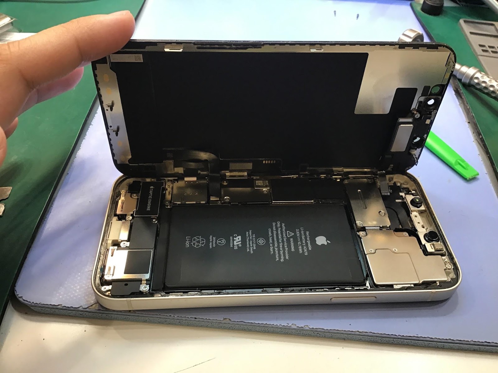 iPhone14Proのバッテリー持ち、そろそろ悪くなってきていませんか？スマホ修理工房橋本駅店にご相談ください！！