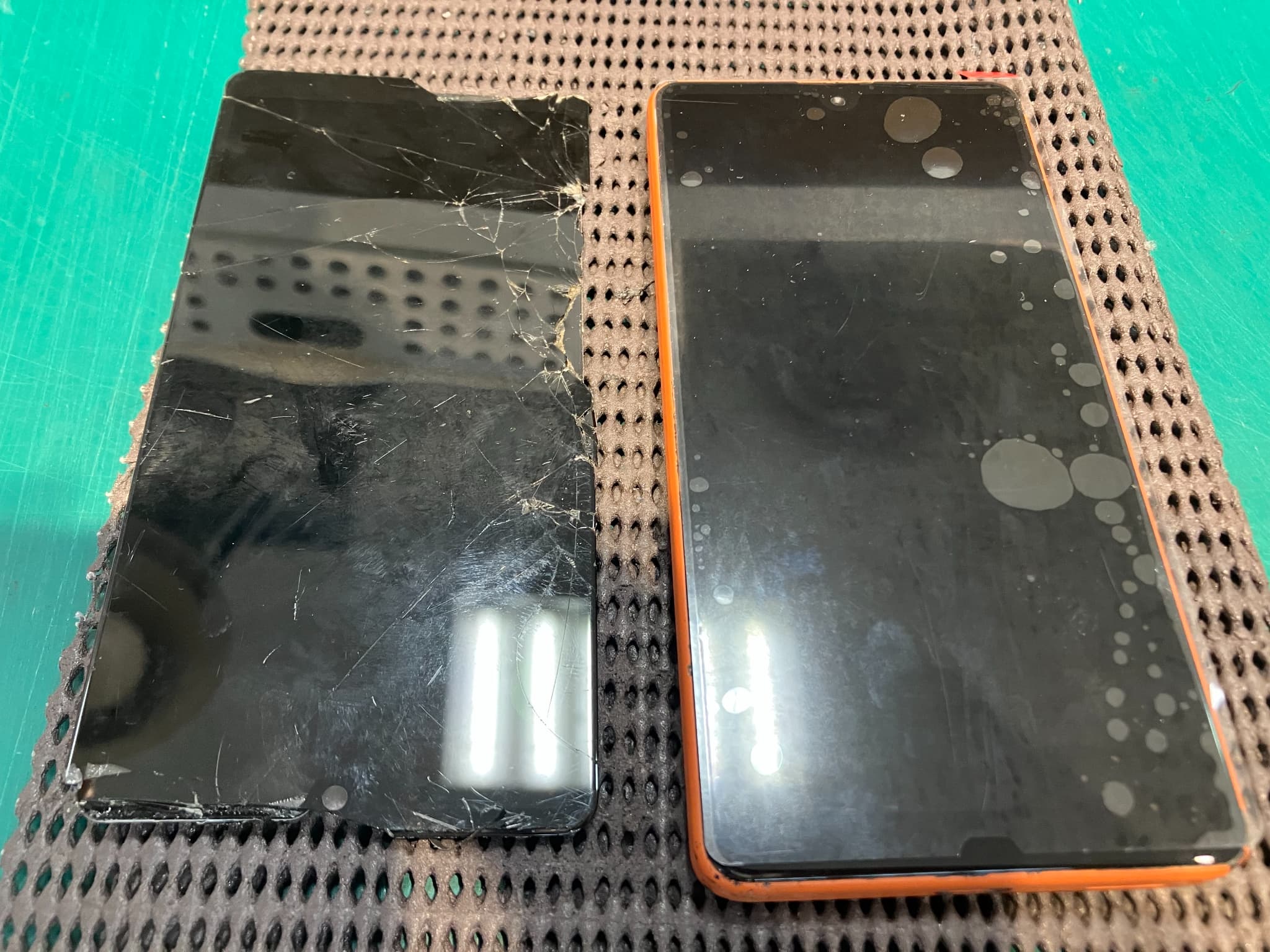 XperiaAceⅢの割れてしまった画面を交換修理いたしました　-スマホ修理工房浦和パルコ店-