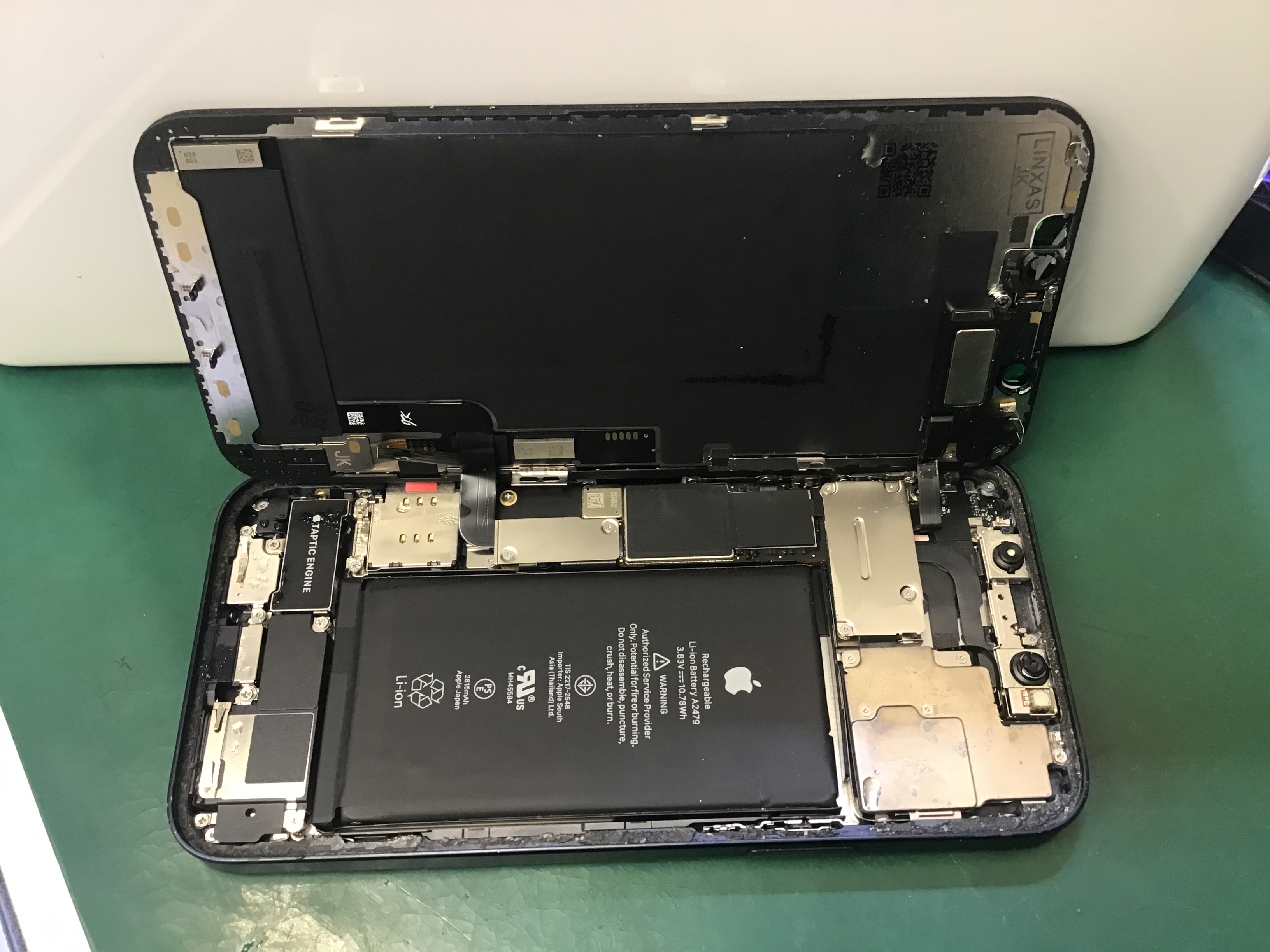 iPhone14のバッテリー交換は、データそのまま・即日修理のスマホ修理工房八王子オクトーレ店へ！