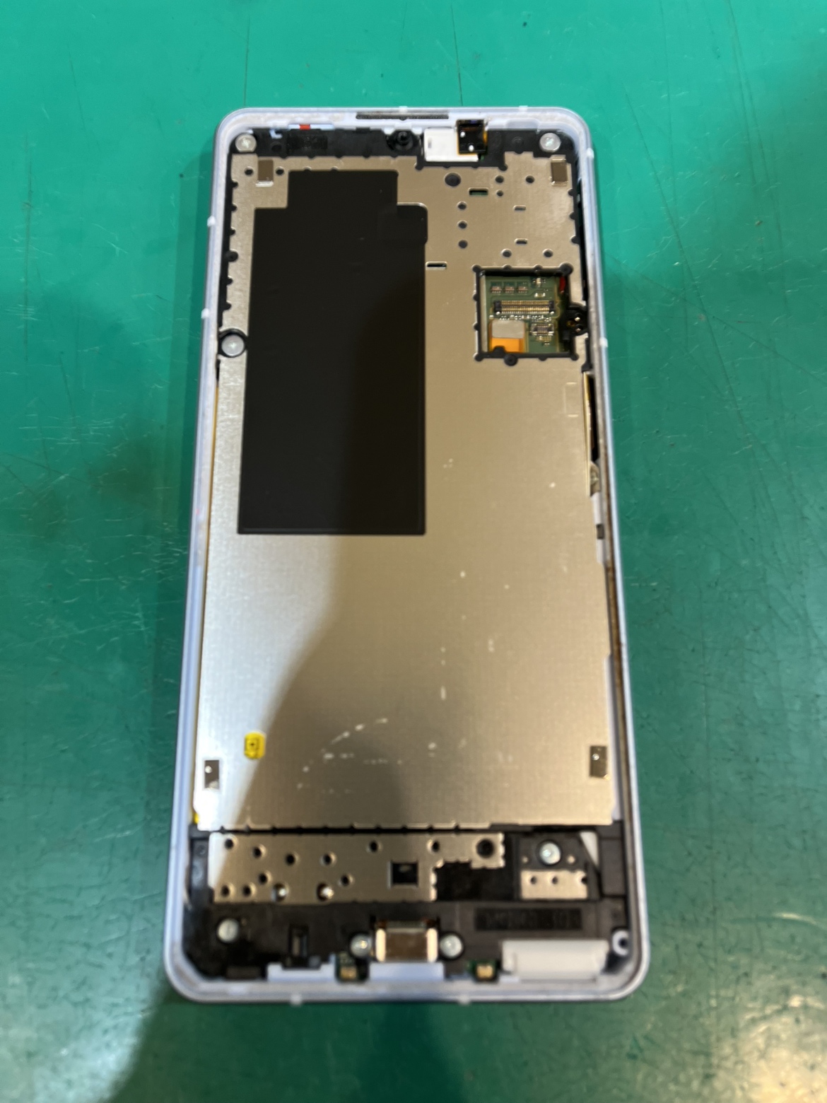 aquos-sense7-battery-before-shinjuku.jpg AQUOS Sense7 バッテリー劣化による充電減りが早い症状 修理前の状態