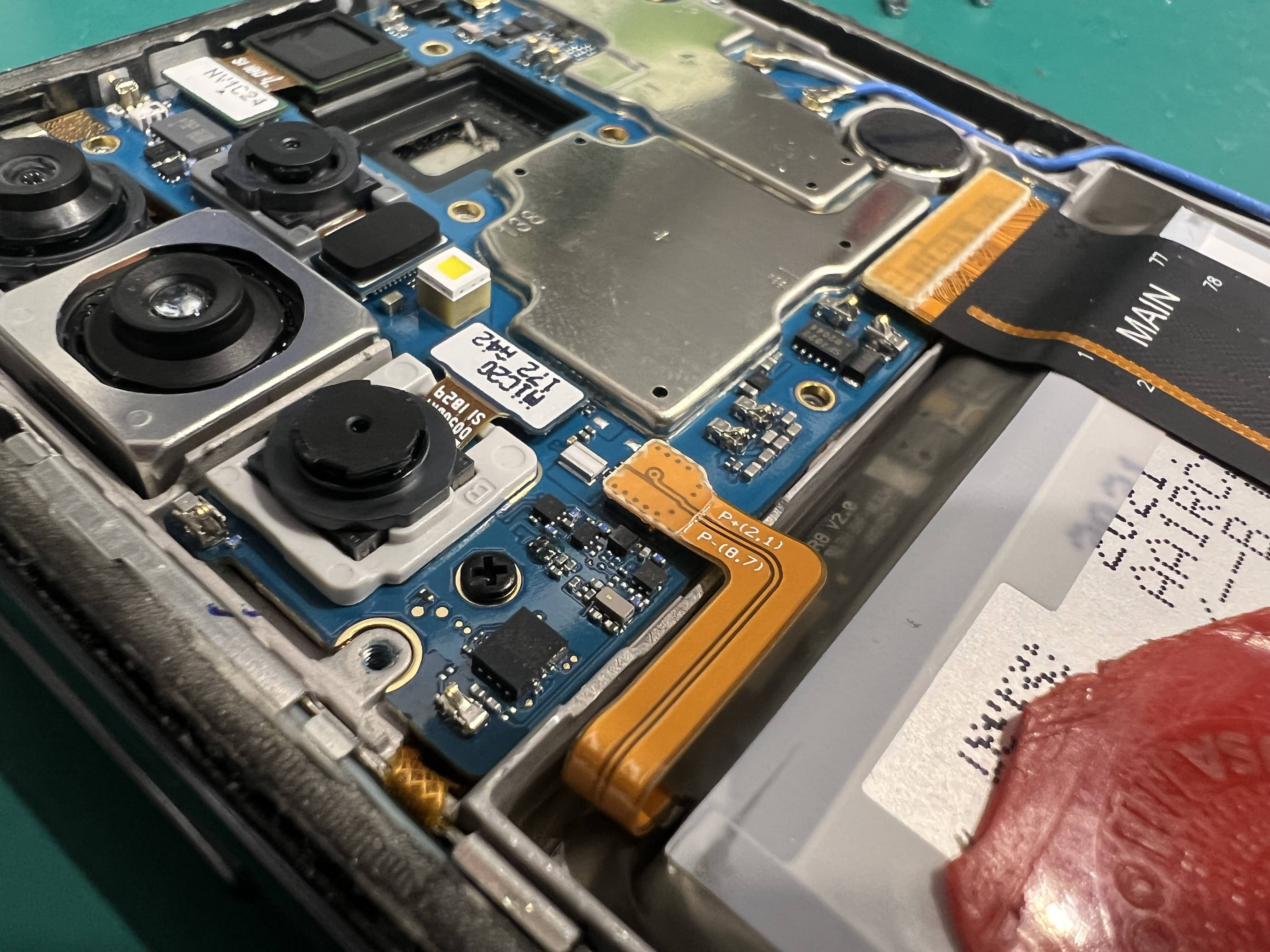 Galaxy A52 落下後に充電できない症状を修理｜端子再接続で復旧｜60分・5,500円