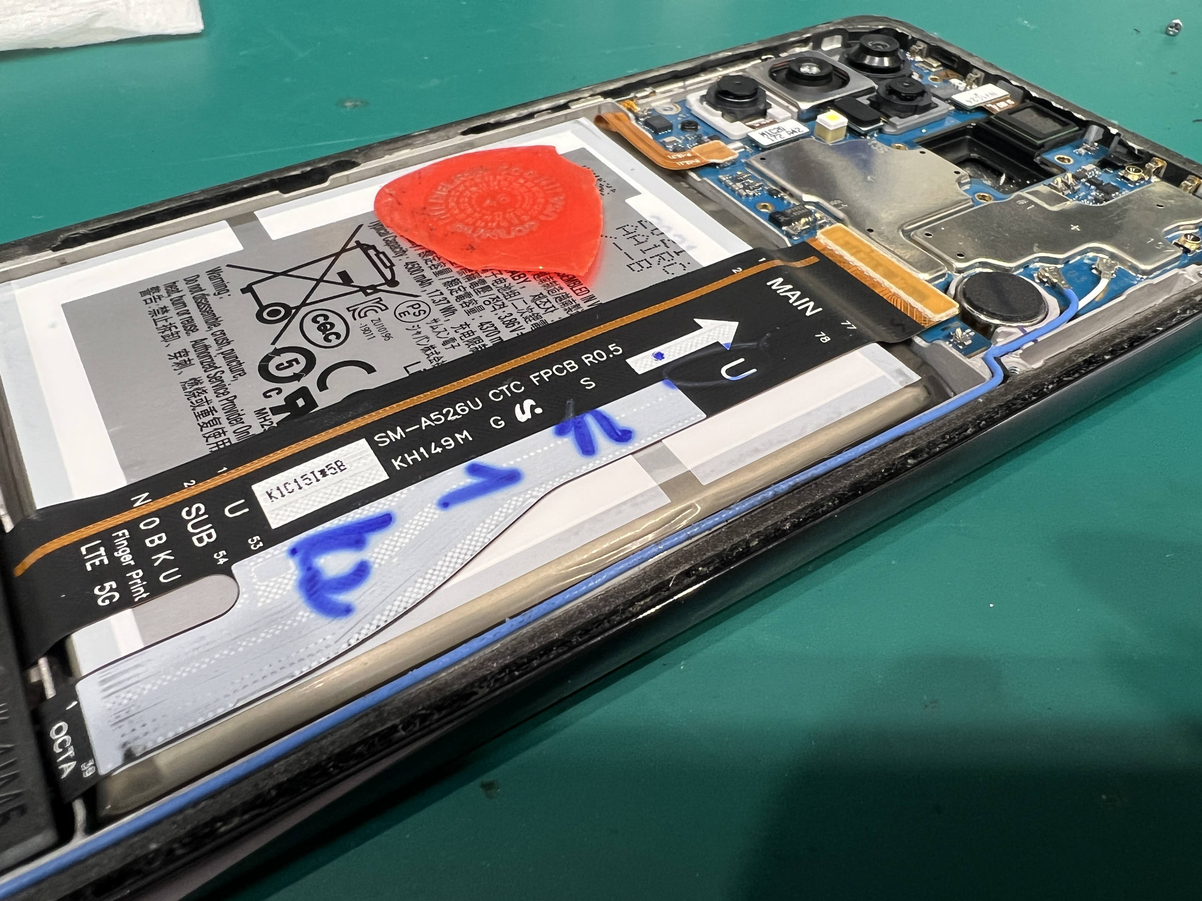 Galaxy A52 充電できないトラブルを即日修理｜落下が原因の端子外れ｜5,500円