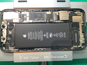 iPhone11のバッテリー交換ならデータをそのまま・最短即日修理のスマホ修理工房ラザウォーク甲斐双葉店へ