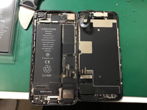 👜重たいモバイルバッテリー、まだ毎日持ち歩きますか？