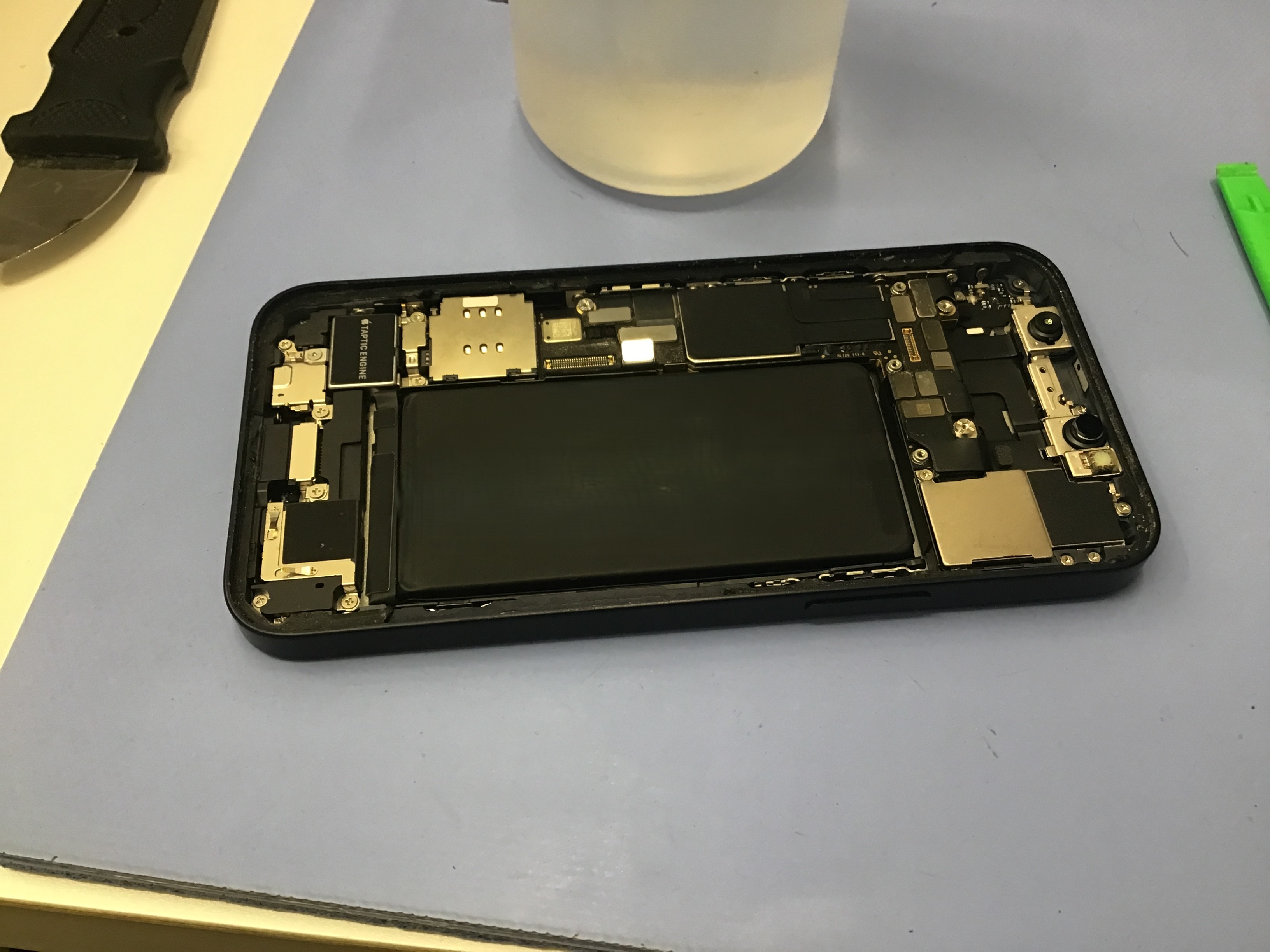 修理　データをそのまま・最短即日修理のスマホ修理工房八王子オクトーレ店にご相談ください！