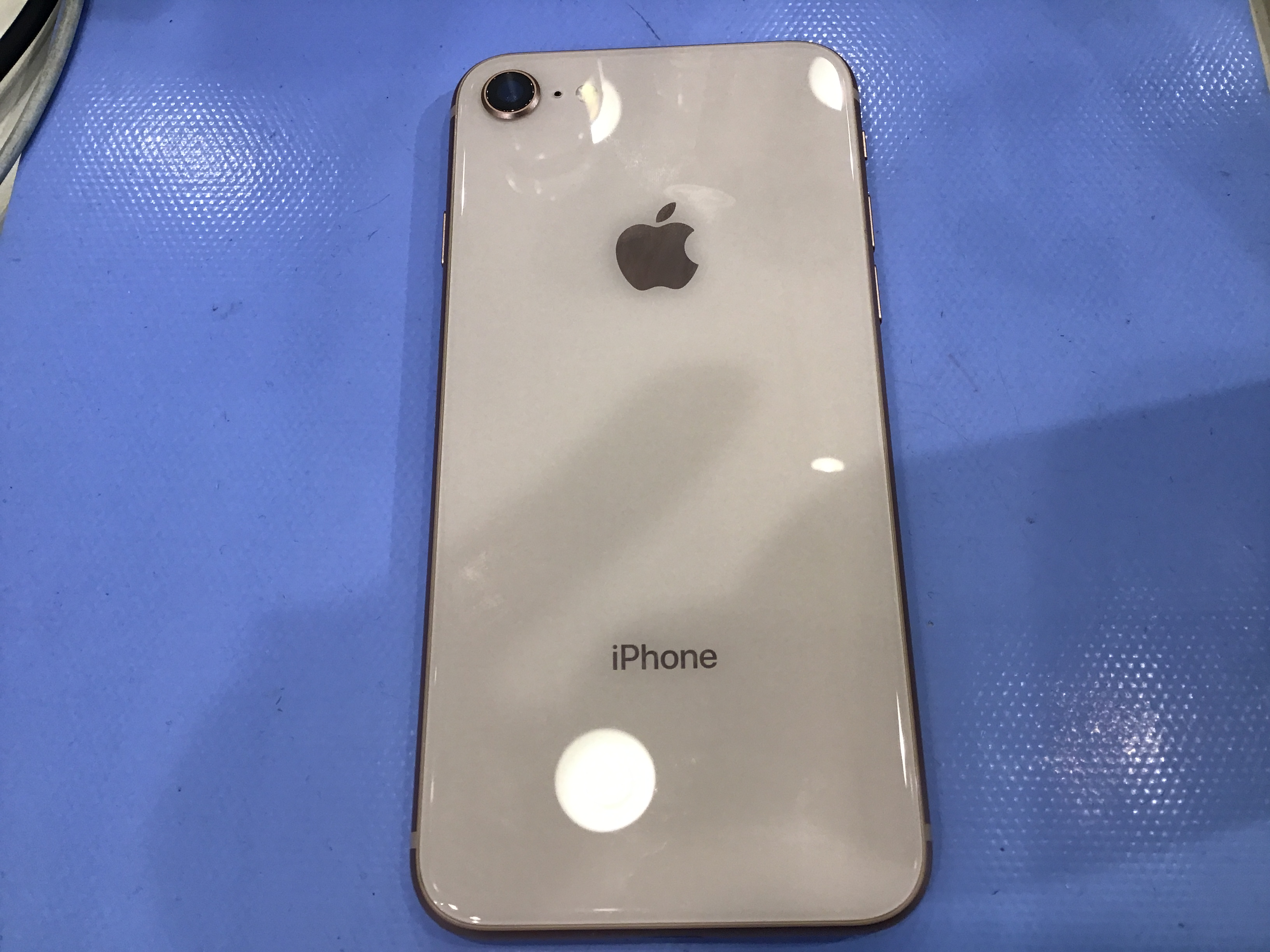 スマホ修理工房セレオ相模原店/iPhone8の修理を承りました