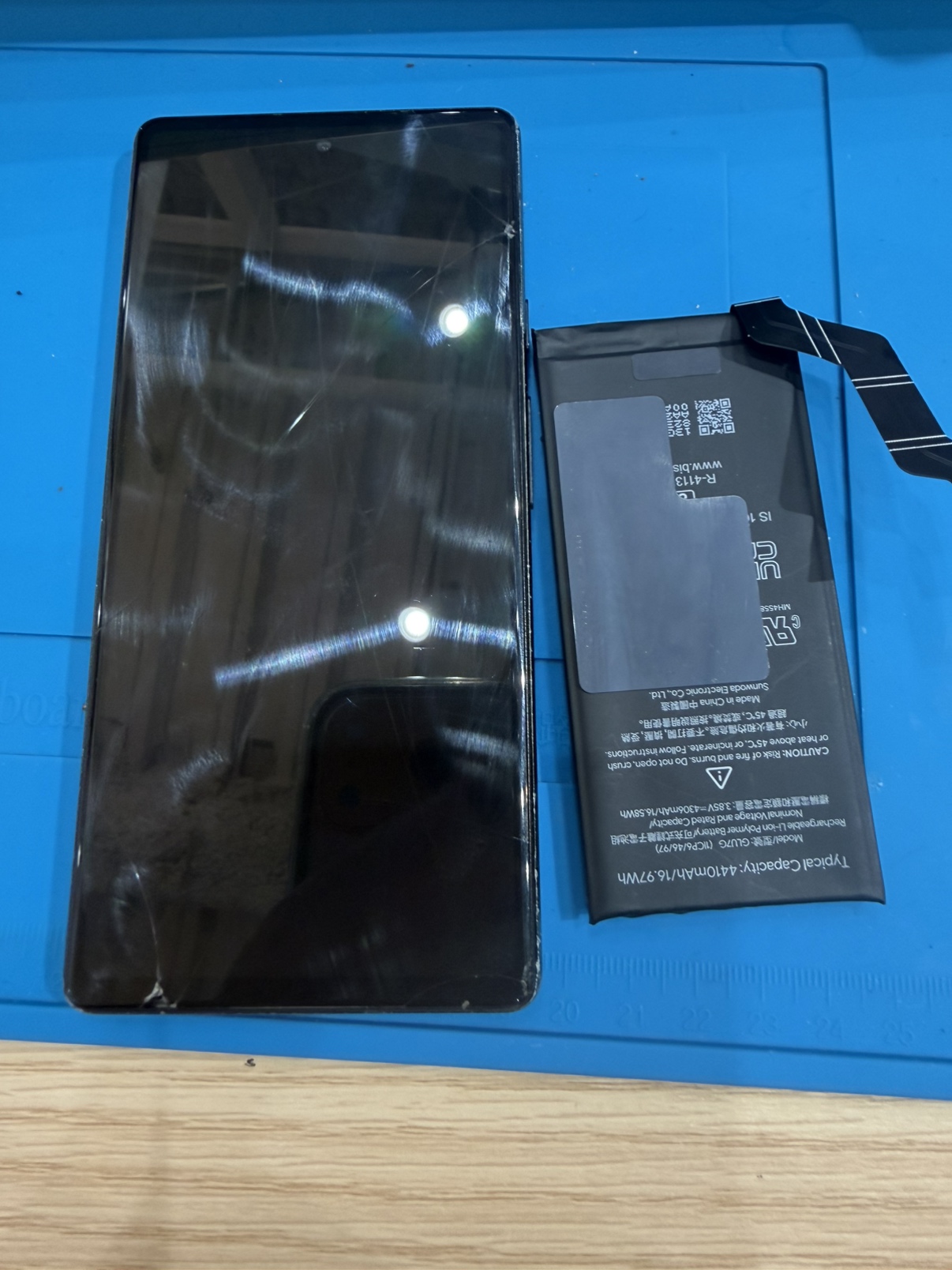 Google Pixel6A(グーグルピクセル6A)のご依頼をいただきました。【スマホ修理工房池P‘パルコ本店】