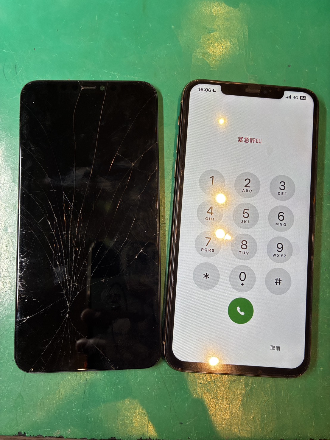 画面が割れてタッチが効かない　iPhone11ProMax　画面交換【スマホ修理工房ミーツ国分寺店】