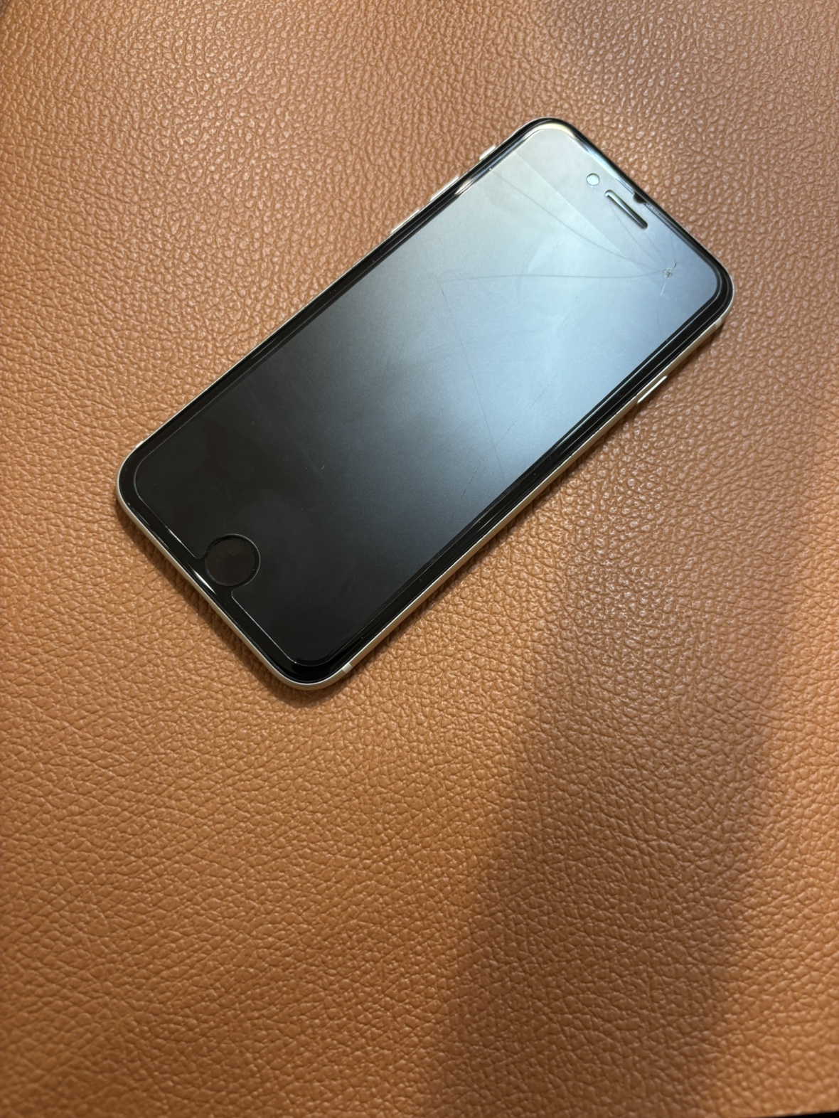 バッテリーの減りが早いiPhoneSE3（アイフォン）バッテリー交換を承りました！！