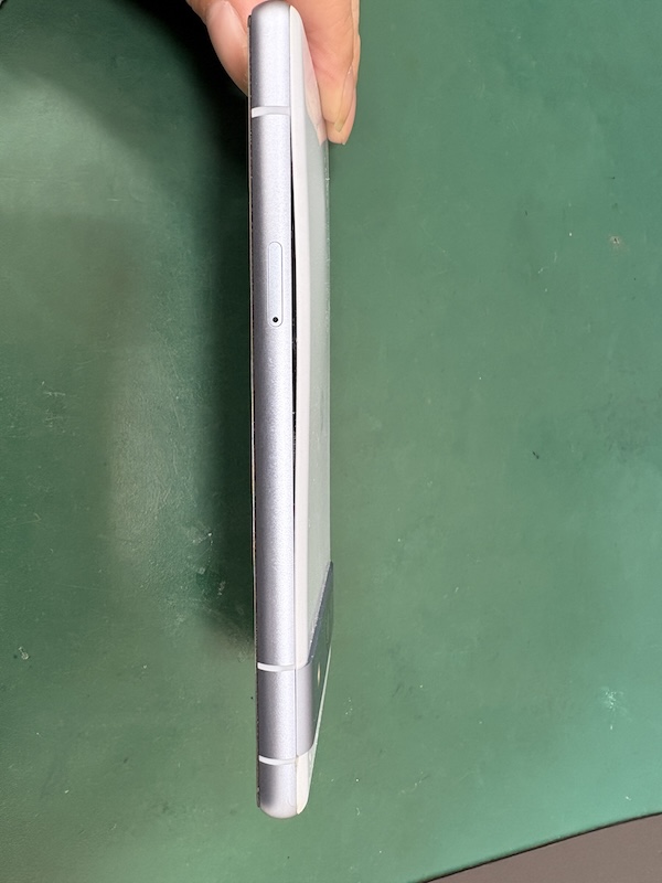 pixel7a　ずっと充電してるけど、50％以上充電が溜まらない🔋