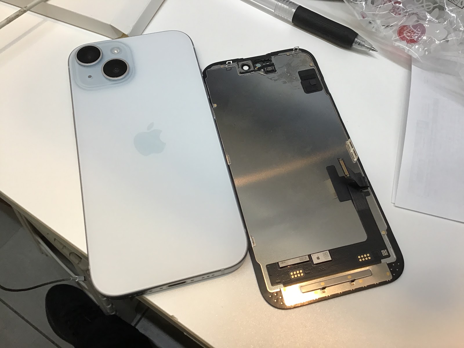 iPhone15のバッテリー交換は、スマホ修理工房京王聖蹟桜ヶ丘ショッピングセンターB館店へ！