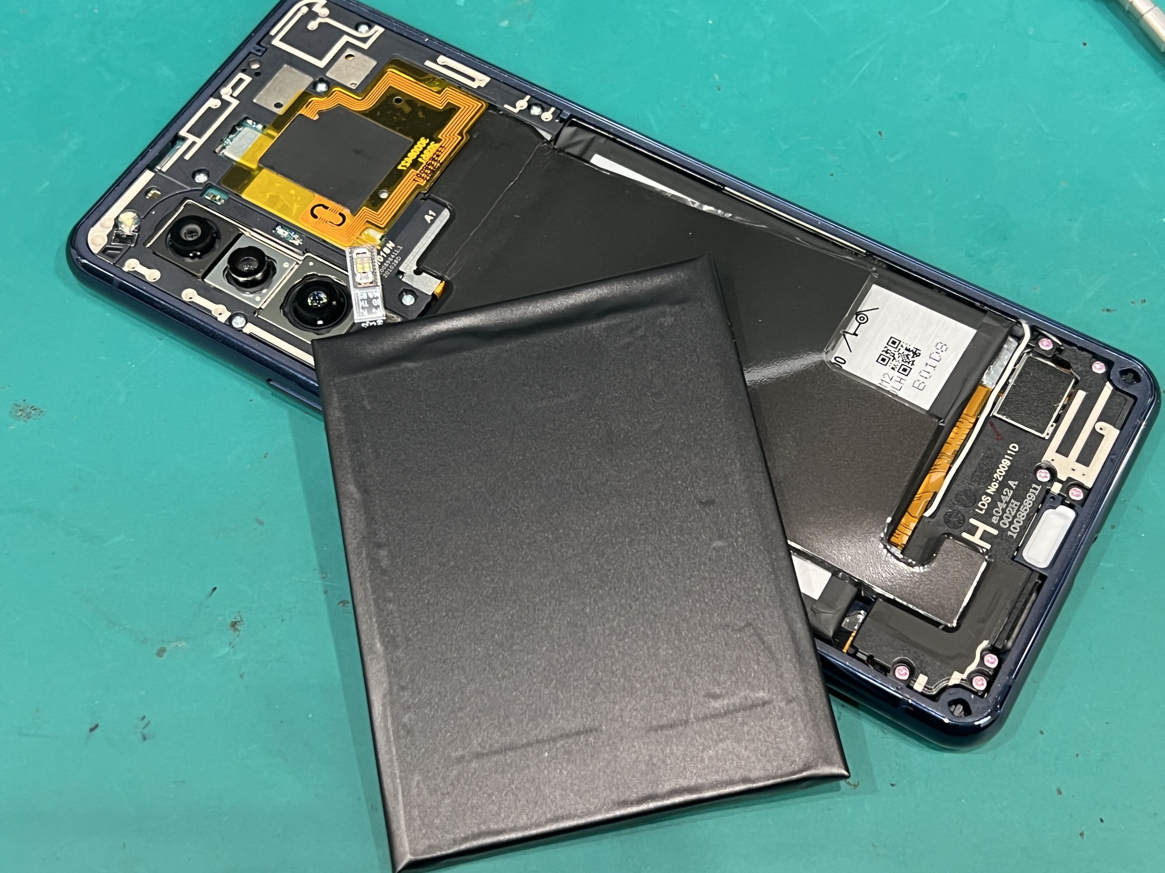 Xperia5Ⅱ（エクスペリア）バッテリー交換で電池持ち改善！快適に復活！