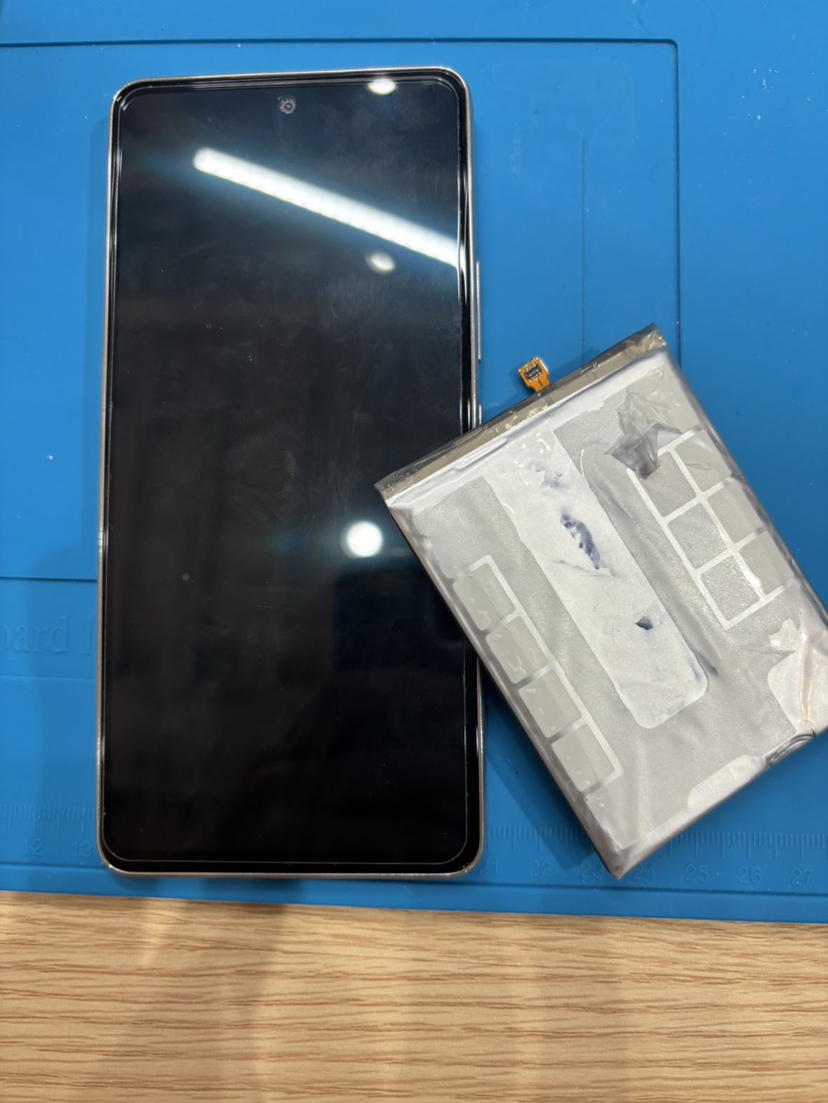 Galaxy A53(ギャラクシーA53 SC-53C/SCG15 )をお持ち込み頂きました。【スマホ修理工房池袋P’パルコ店】