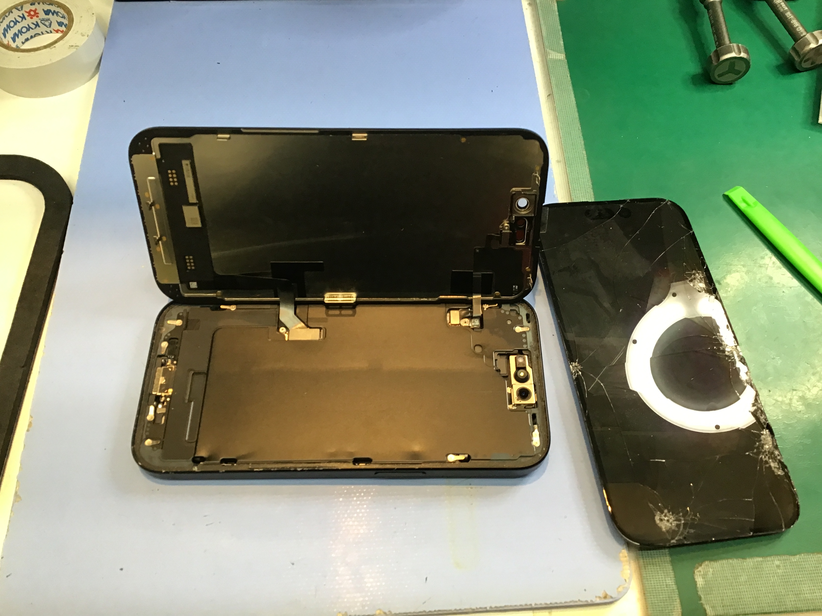 iPhoneの画面交換は、データそのまま・即日修理のスマホ修理工房秋津店へ！