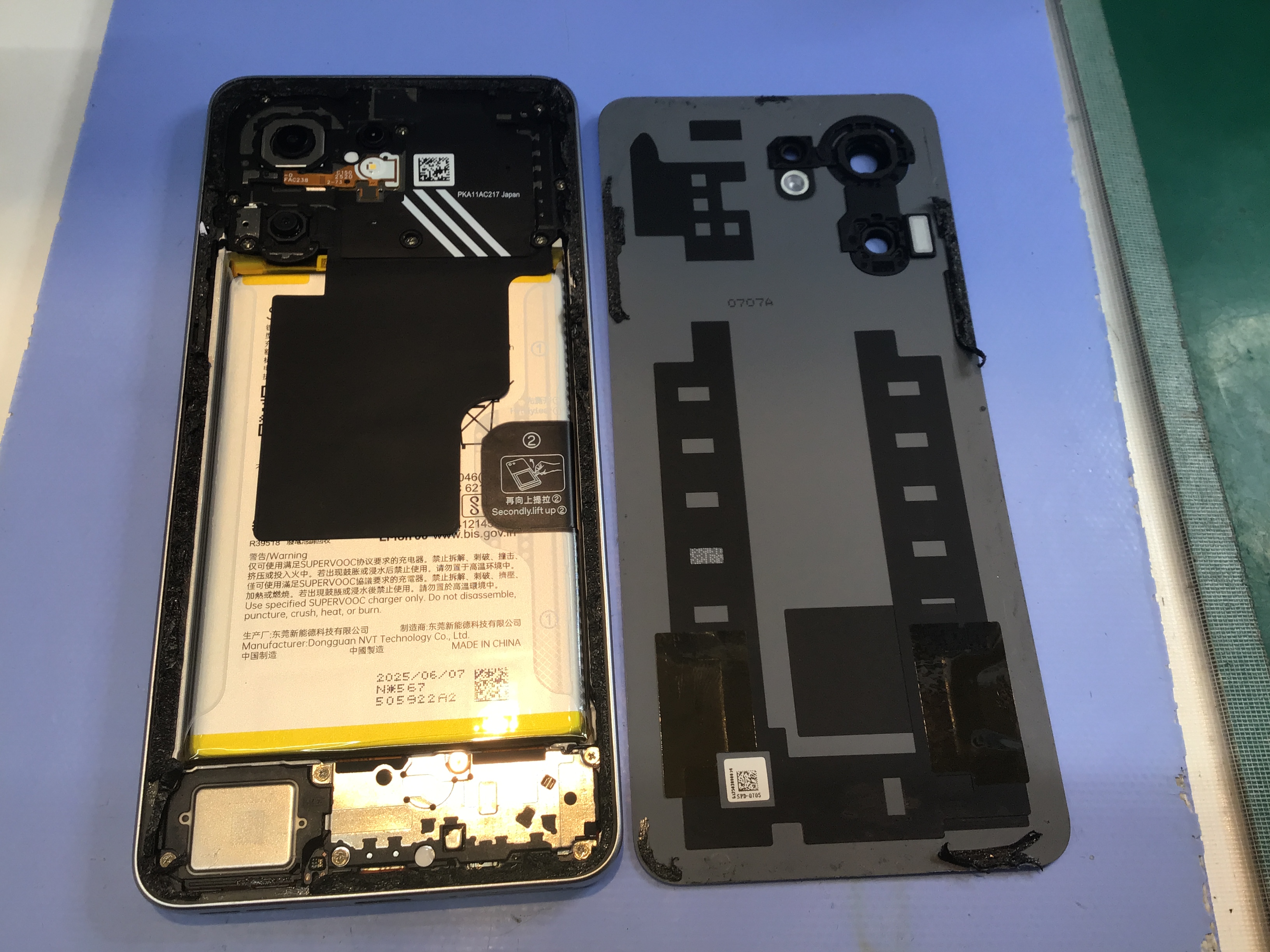 iPhoneの液晶交換は、データそのまま・即日修理のスマホ修理工房京王聖蹟桜ヶ丘ショッピングセンターB館店へ！