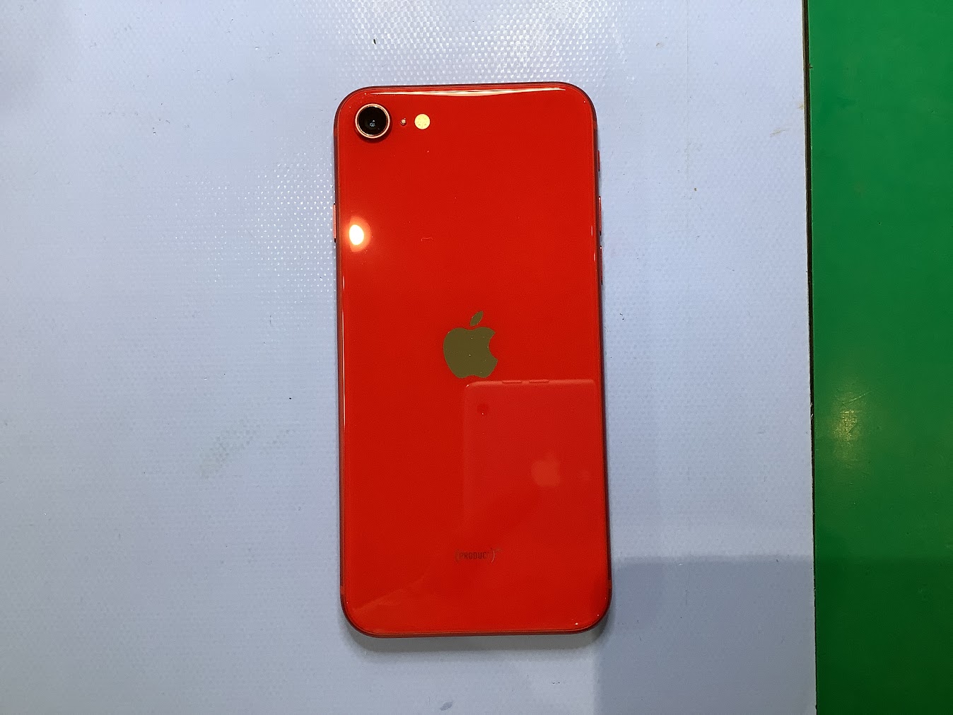 iPhone8のバッテリー交換ならデータをそのまま・最短即日修理のスマホ修理工房町田モディ店へ！