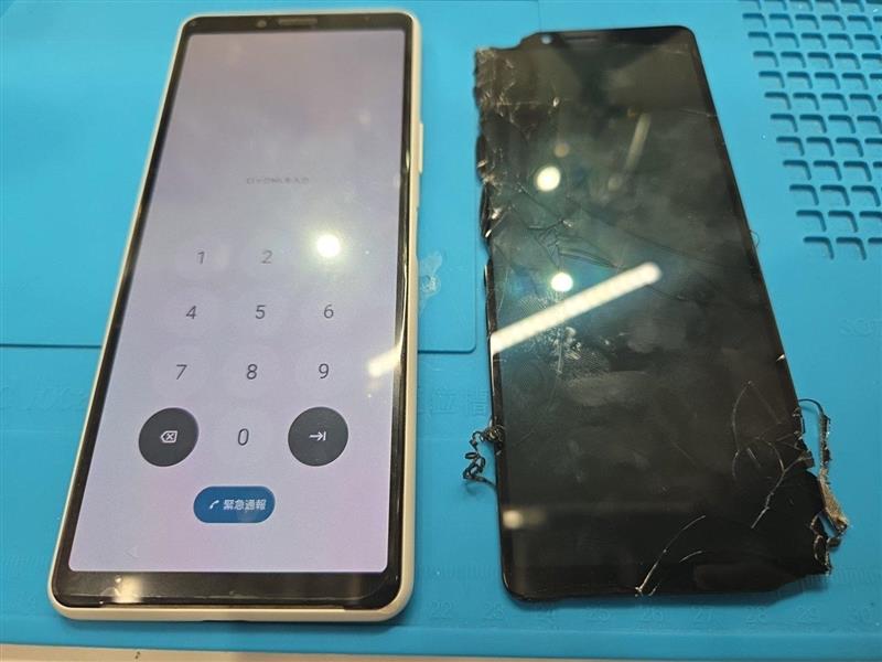 Xperia10Ⅱ（エクスペリア）のガラス割れで見えない…そんな時は画面交換なら【スマホ修理工房池袋P‘パルコ店】にお任せ！