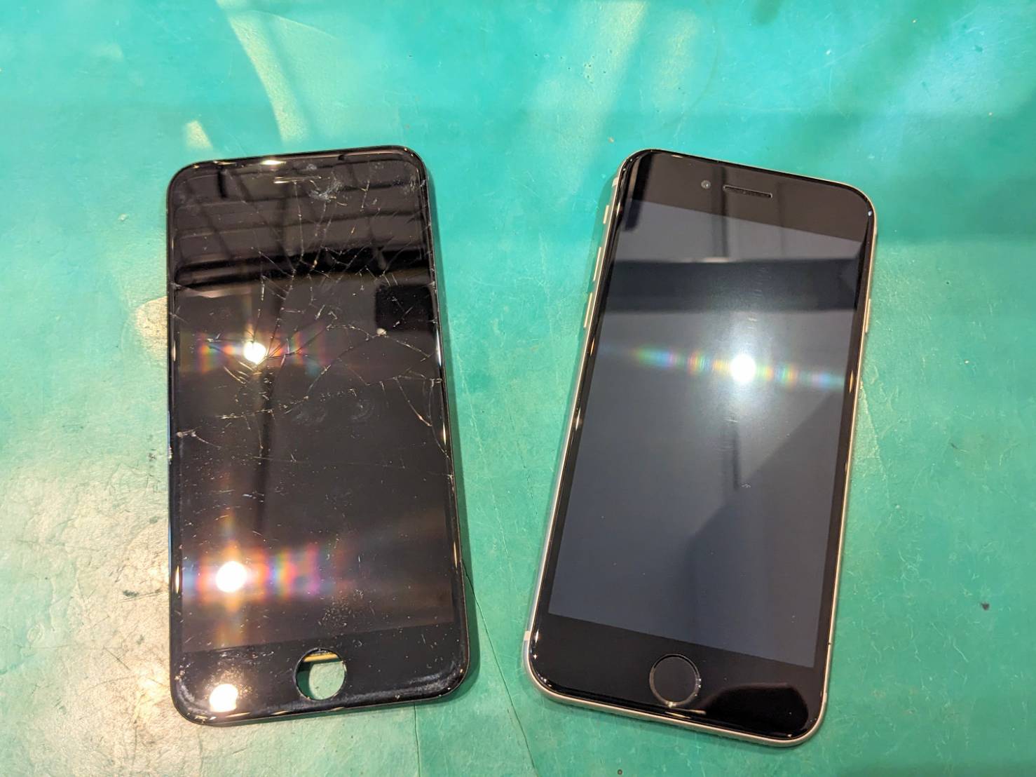 ガラスが割れてしまったiPhone SE3　画面交換を行いました！【スマホ修理工房ミーツ国分寺店】