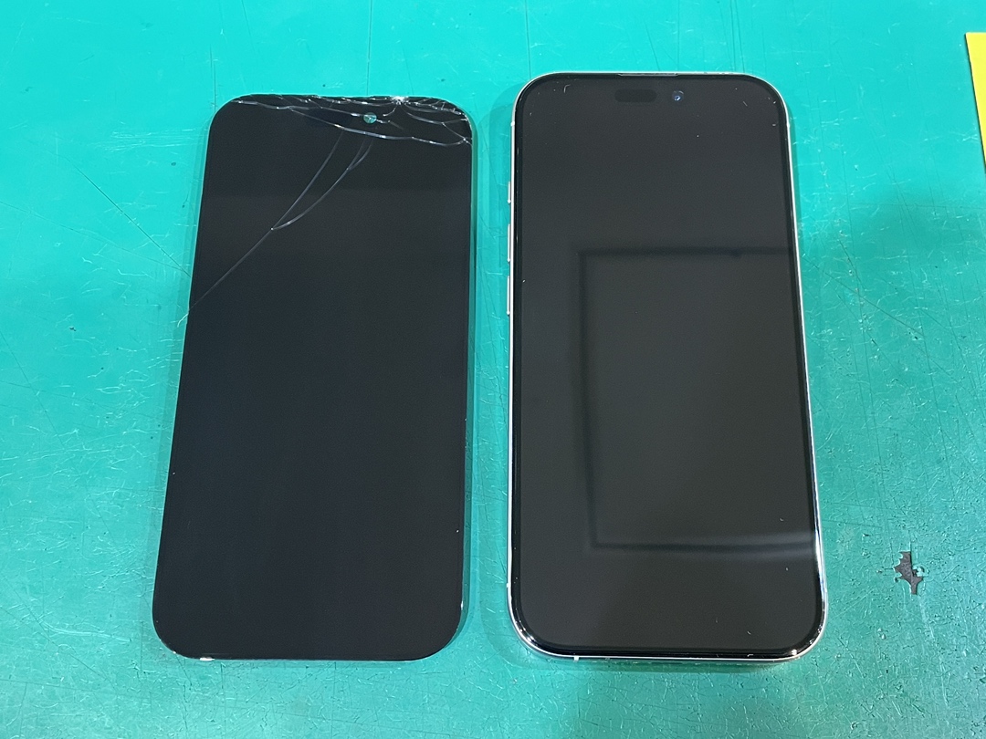 iPhone16Proの画面割れ修理ビフォーアフター（左：ガラス割れ／右：交換後の綺麗な画面）