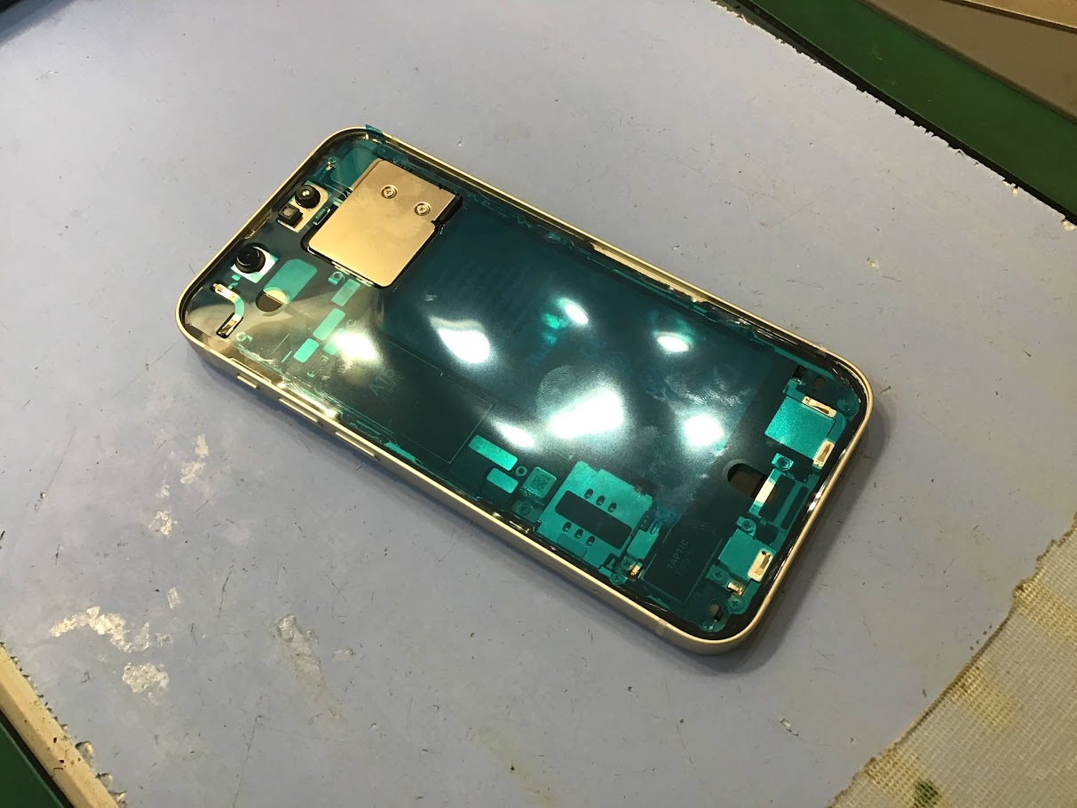 iPhone13miniバッテリー交換ならデータそのまま修理可能なスマホ修理工房八王子オクトーレ店へ！